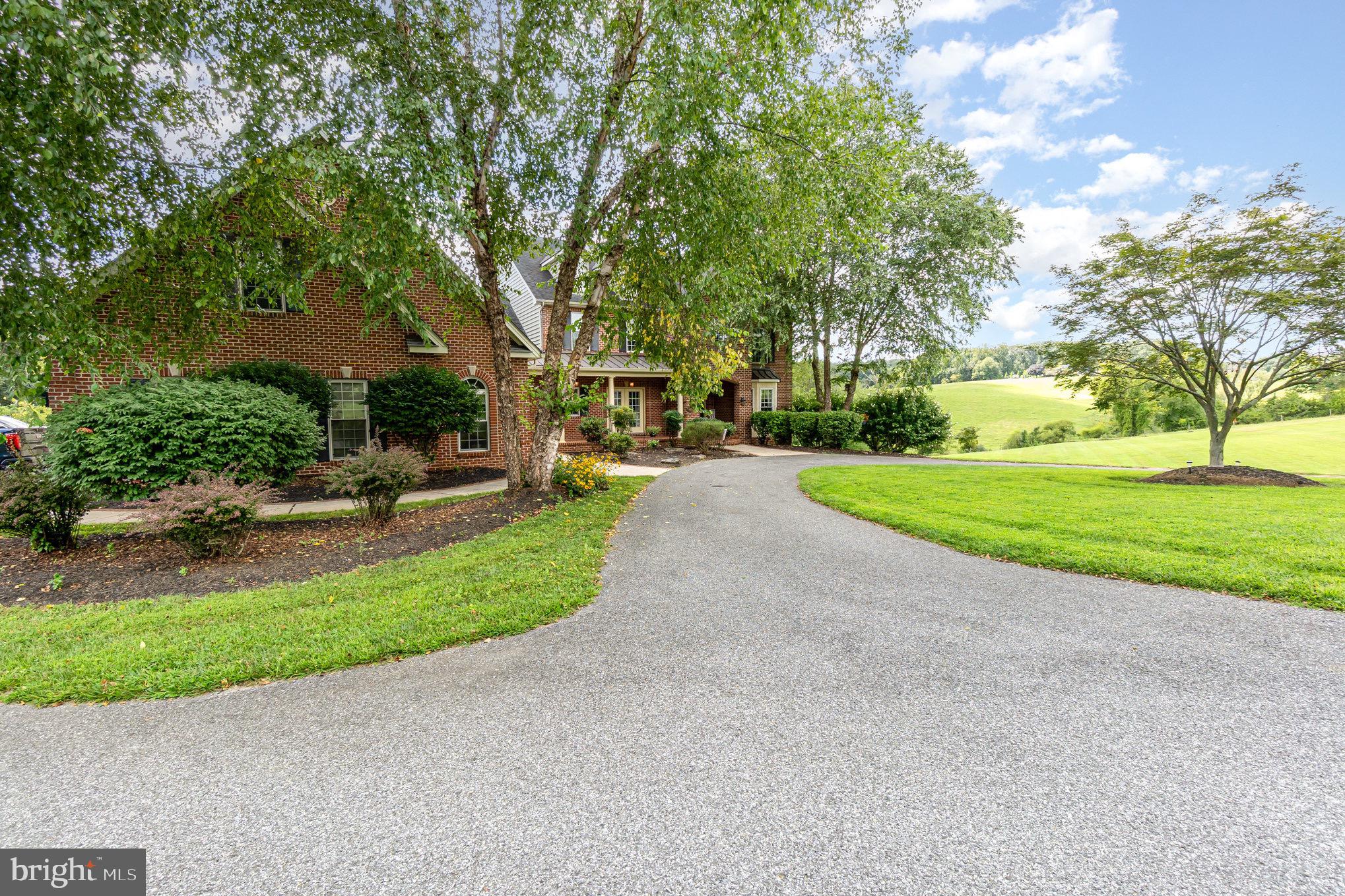 DOVE HILL ESTATES - Residential