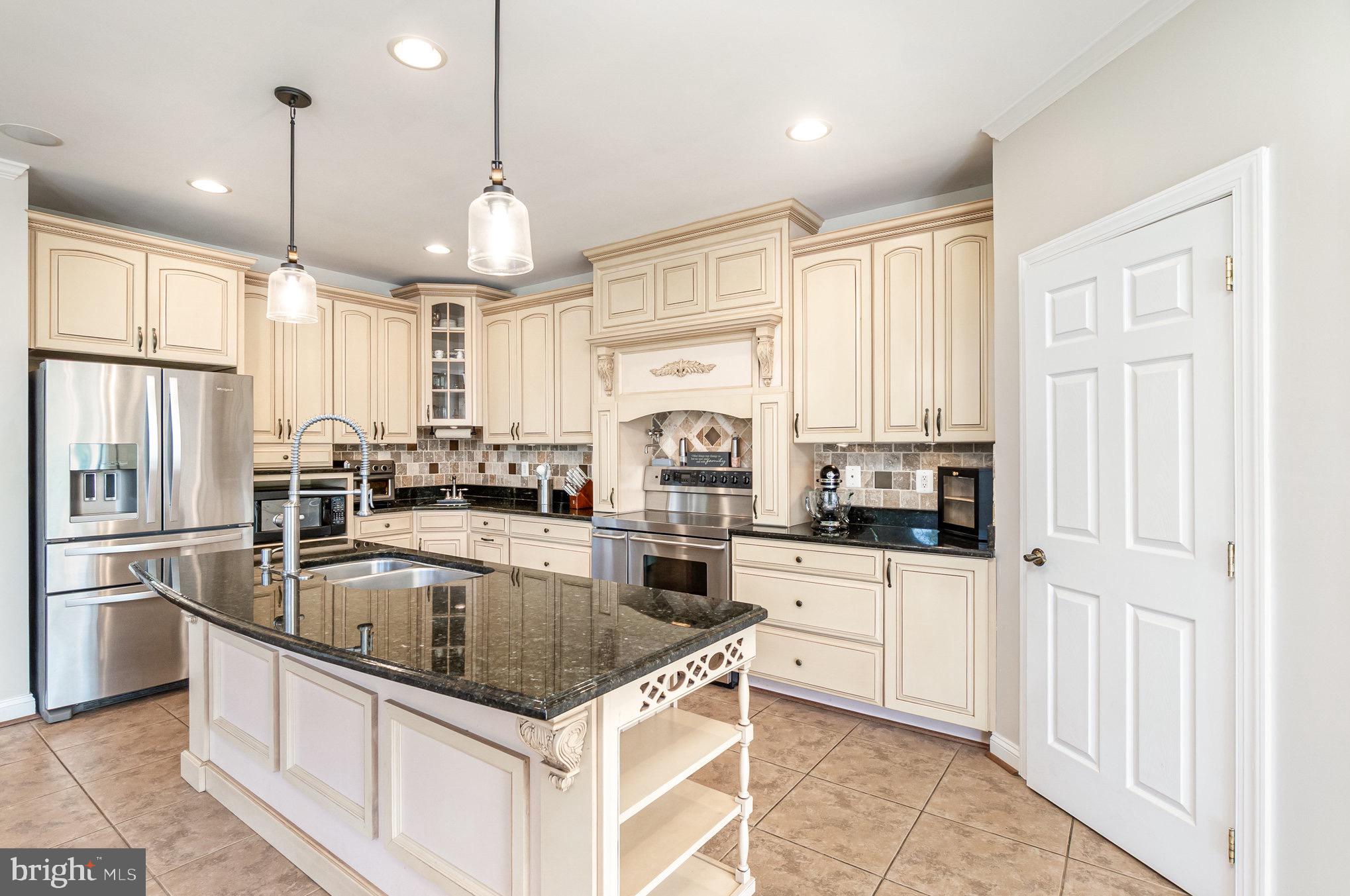 DOVE HILL ESTATES - Residential