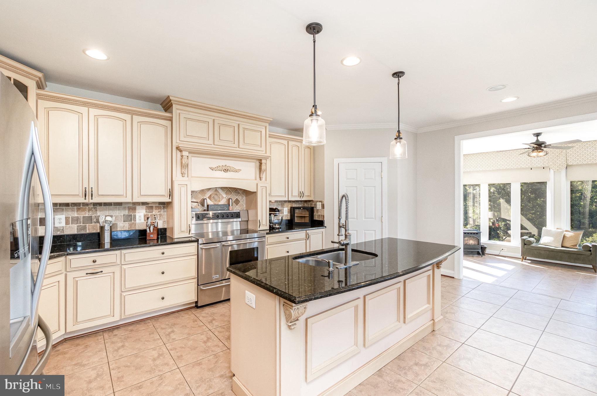 DOVE HILL ESTATES - Residential