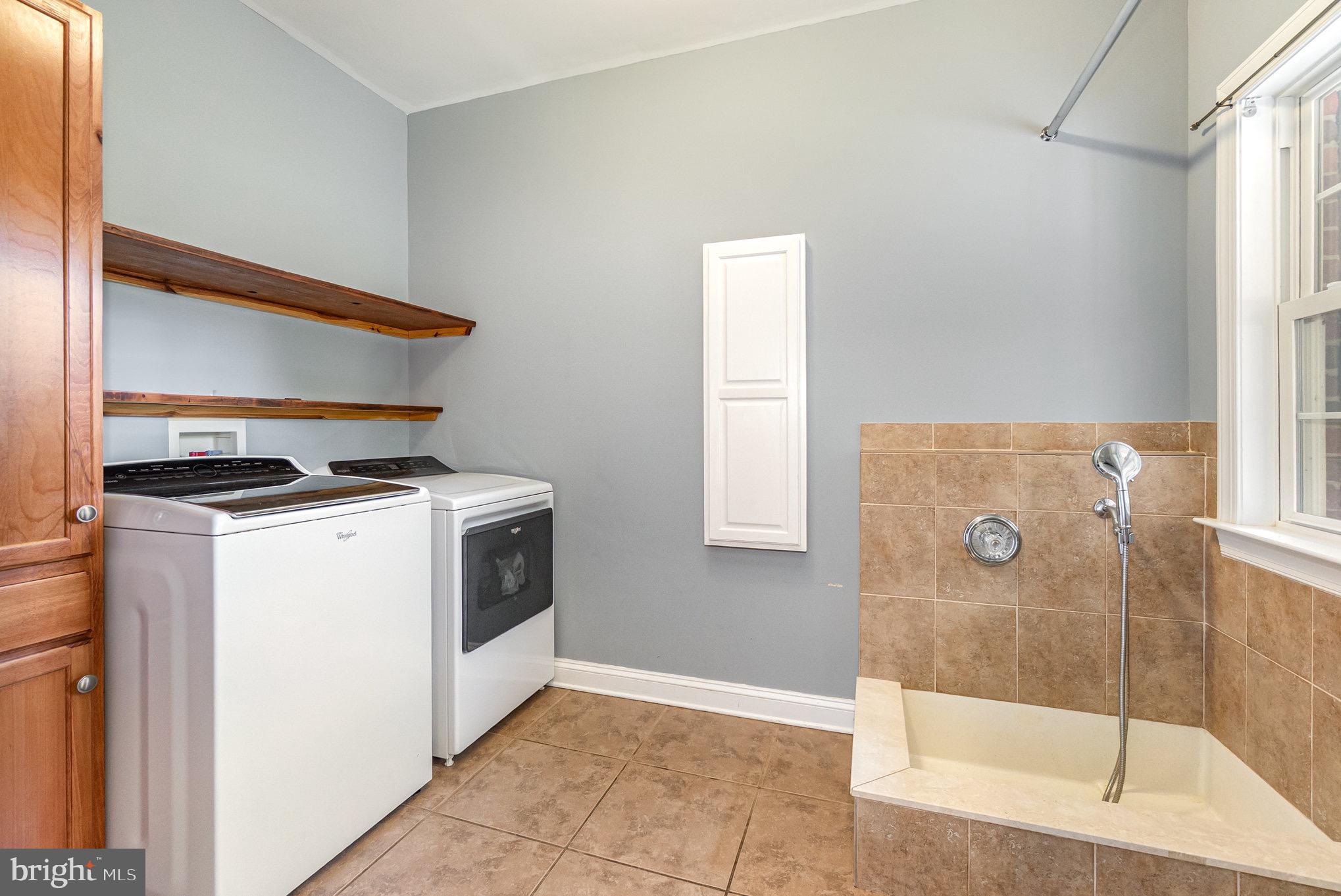 DOVE HILL ESTATES - Residential