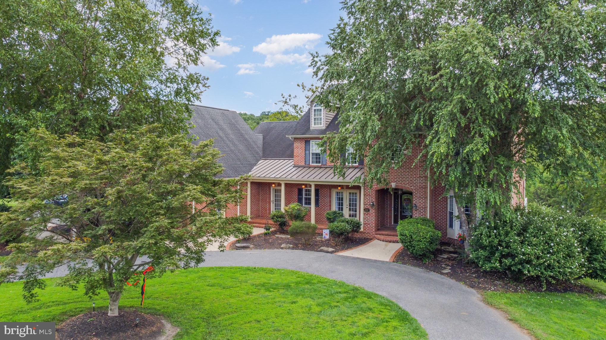 DOVE HILL ESTATES - Residential