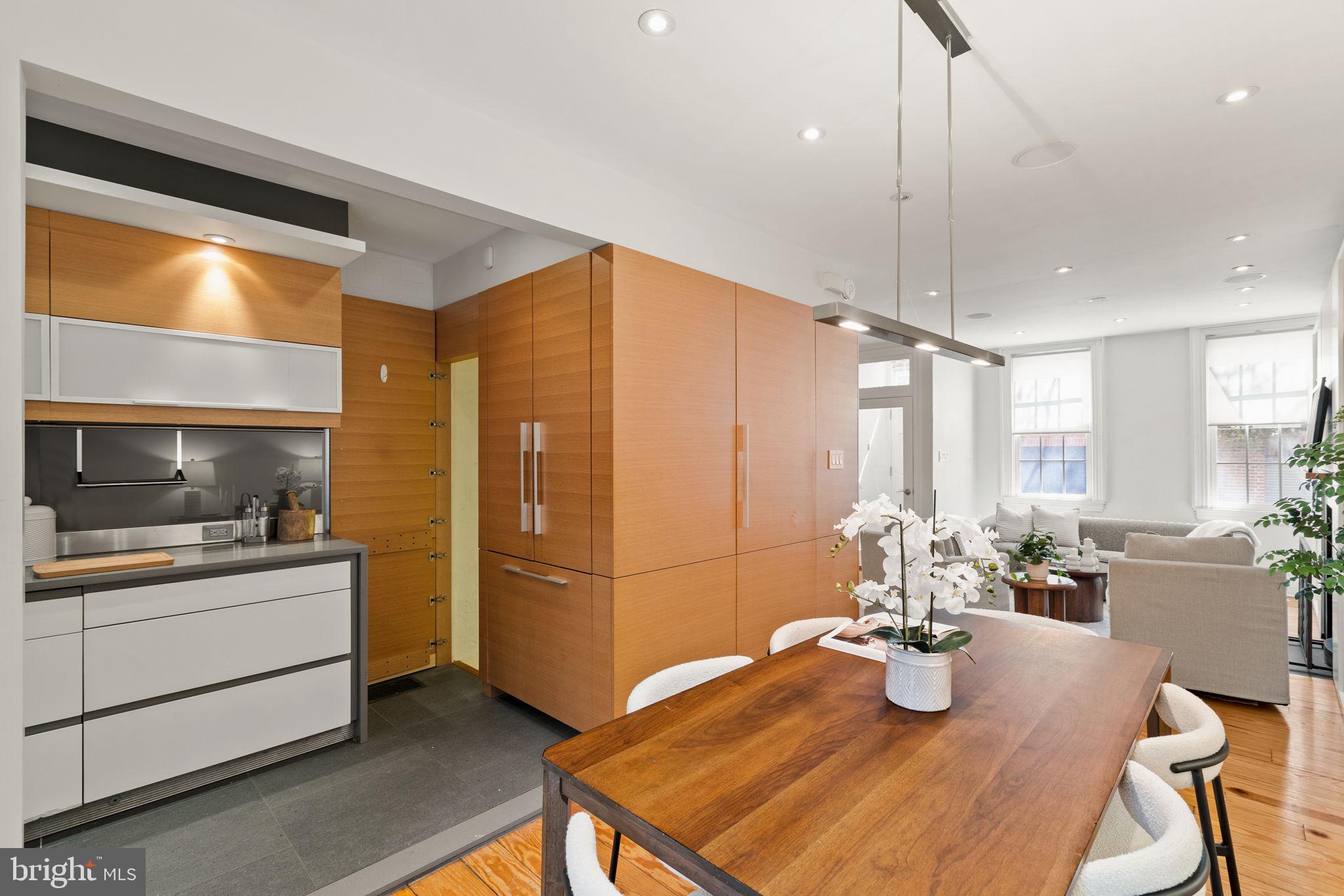 RITTENHOUSE SQUARE - Residential