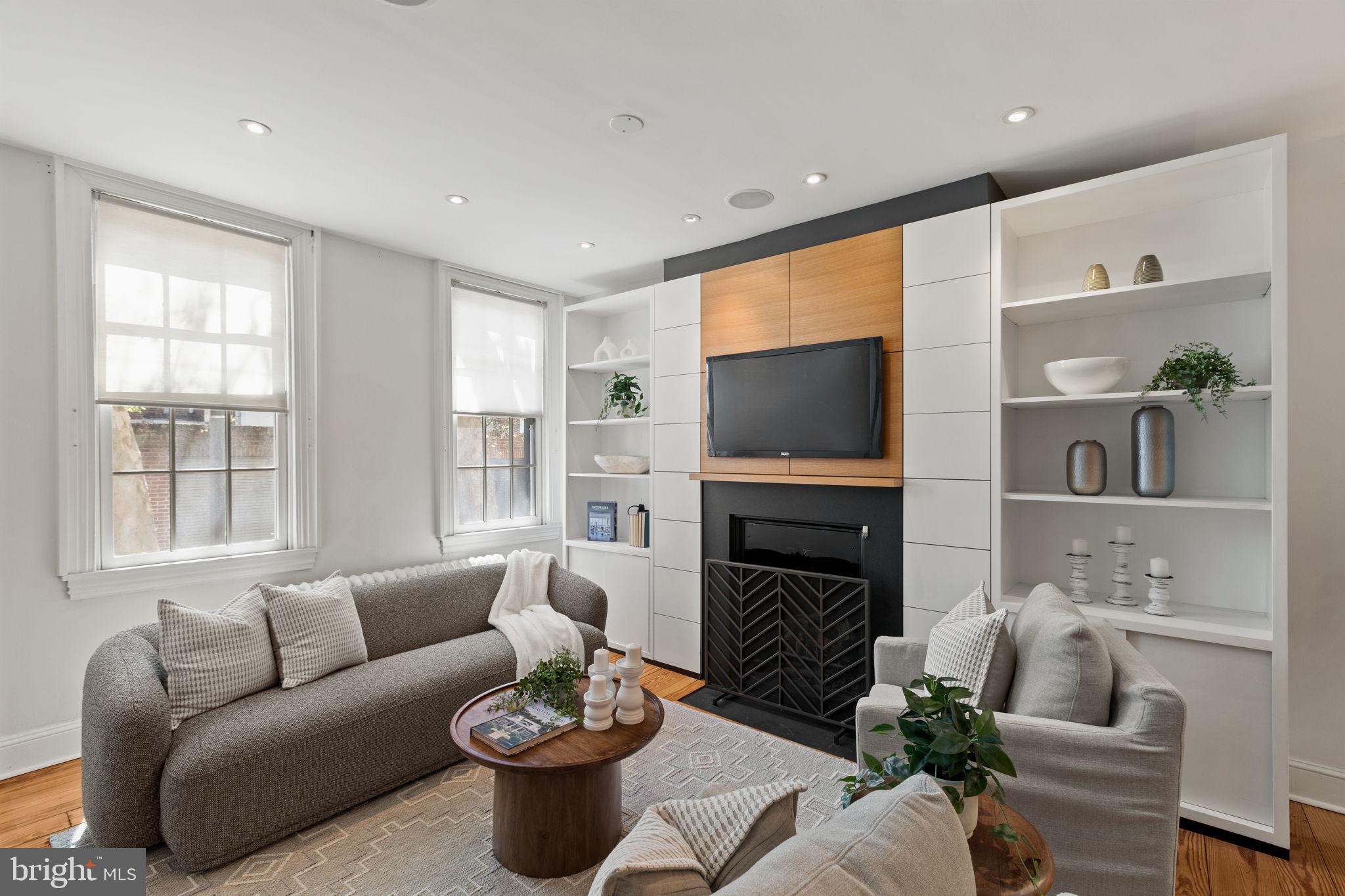 RITTENHOUSE SQUARE - Residential