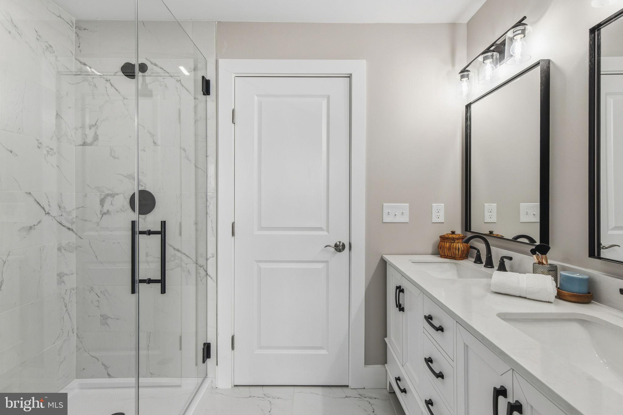 GREEN MEADOWS - Residential