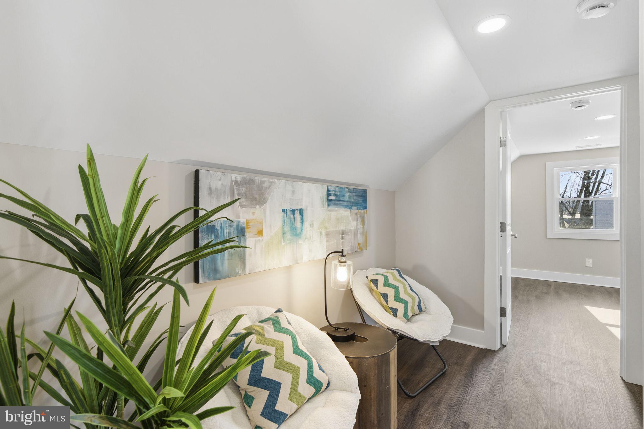 GREEN MEADOWS - Residential