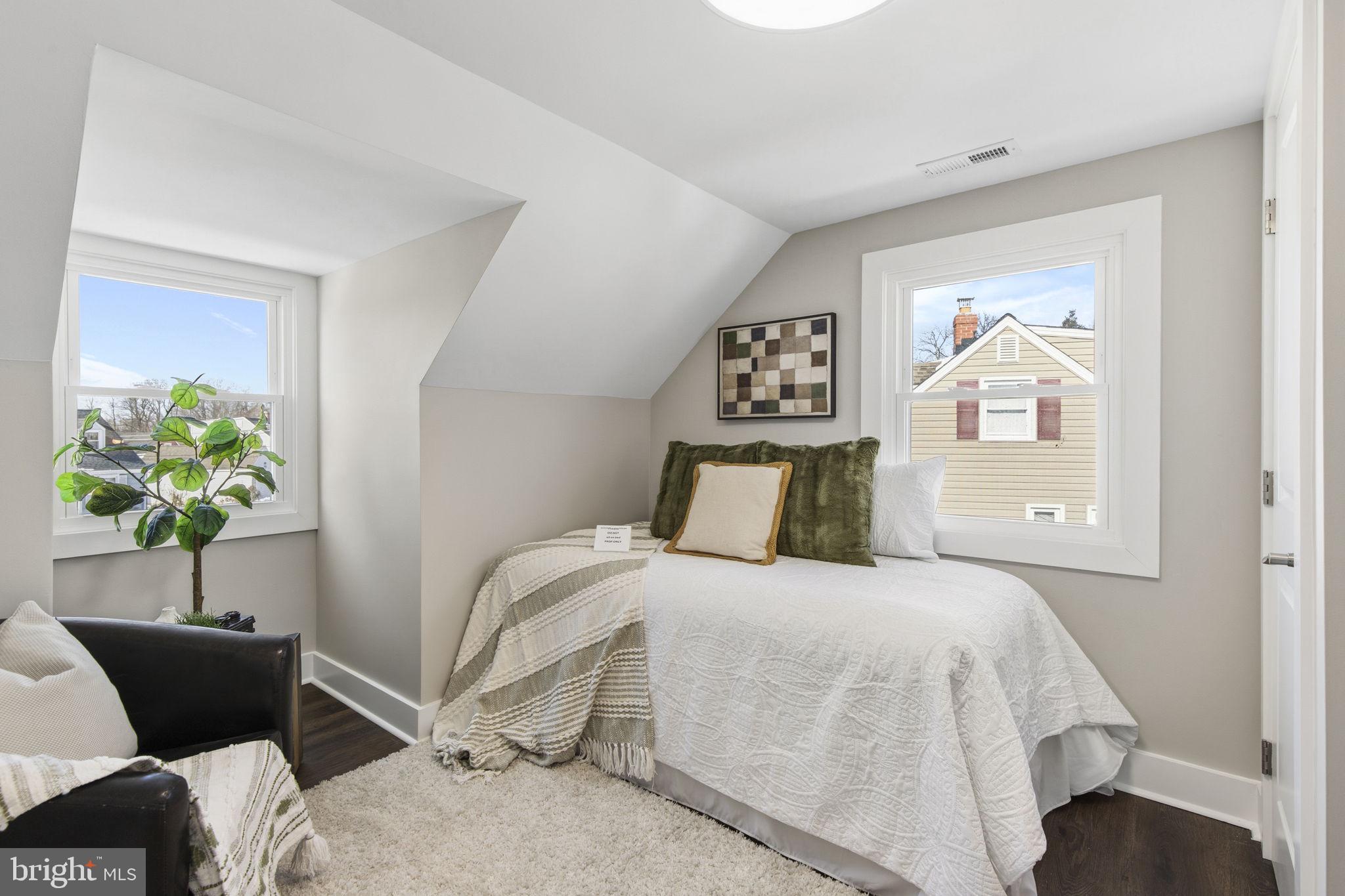 GREEN MEADOWS - Residential