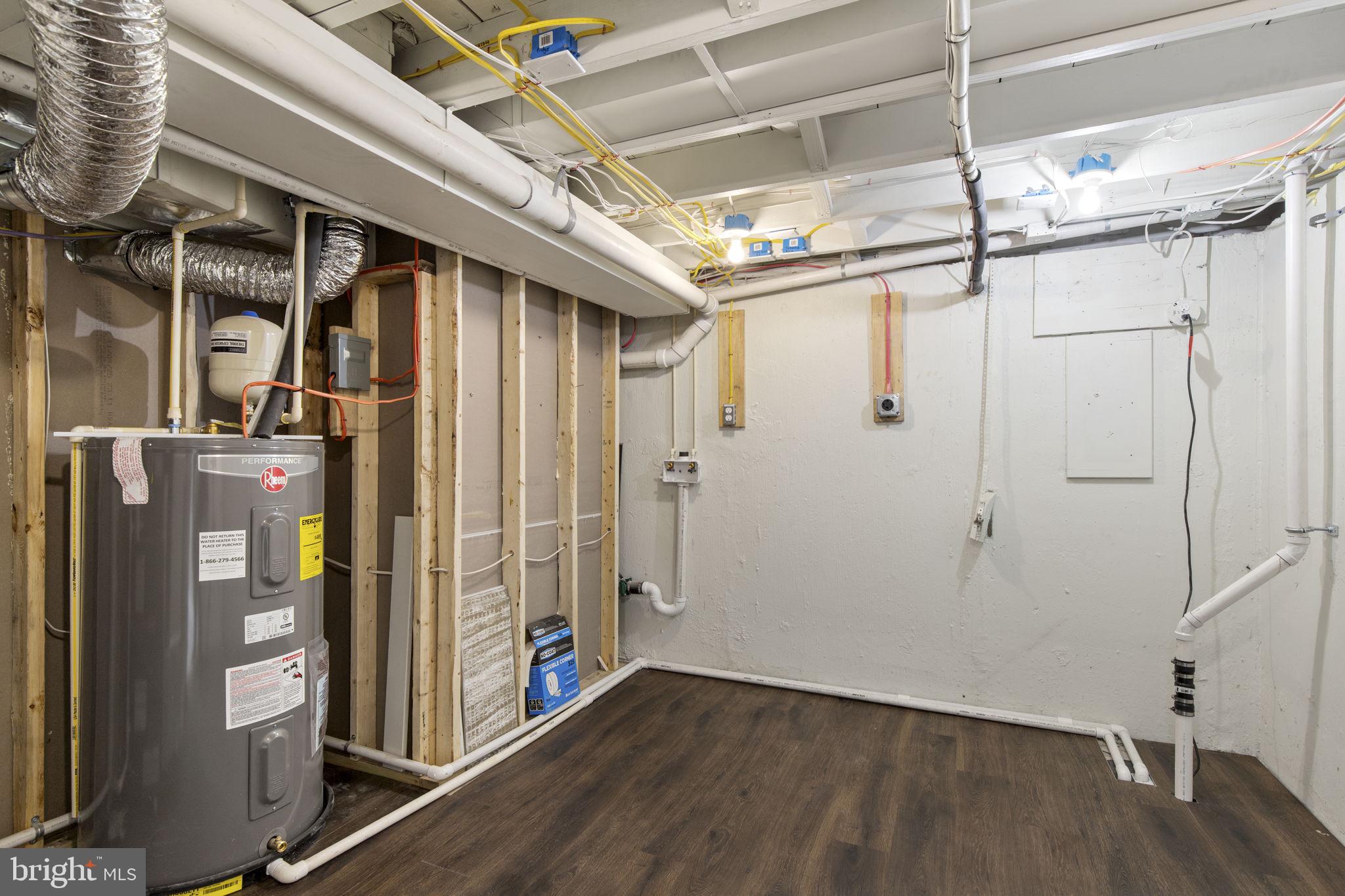 GREEN MEADOWS - Residential