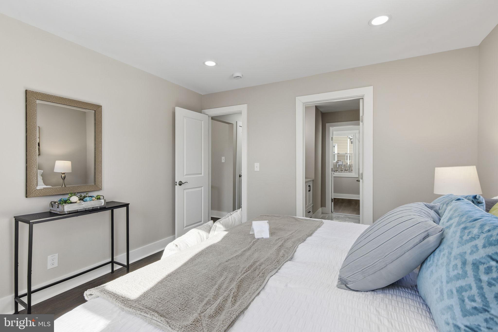 GREEN MEADOWS - Residential