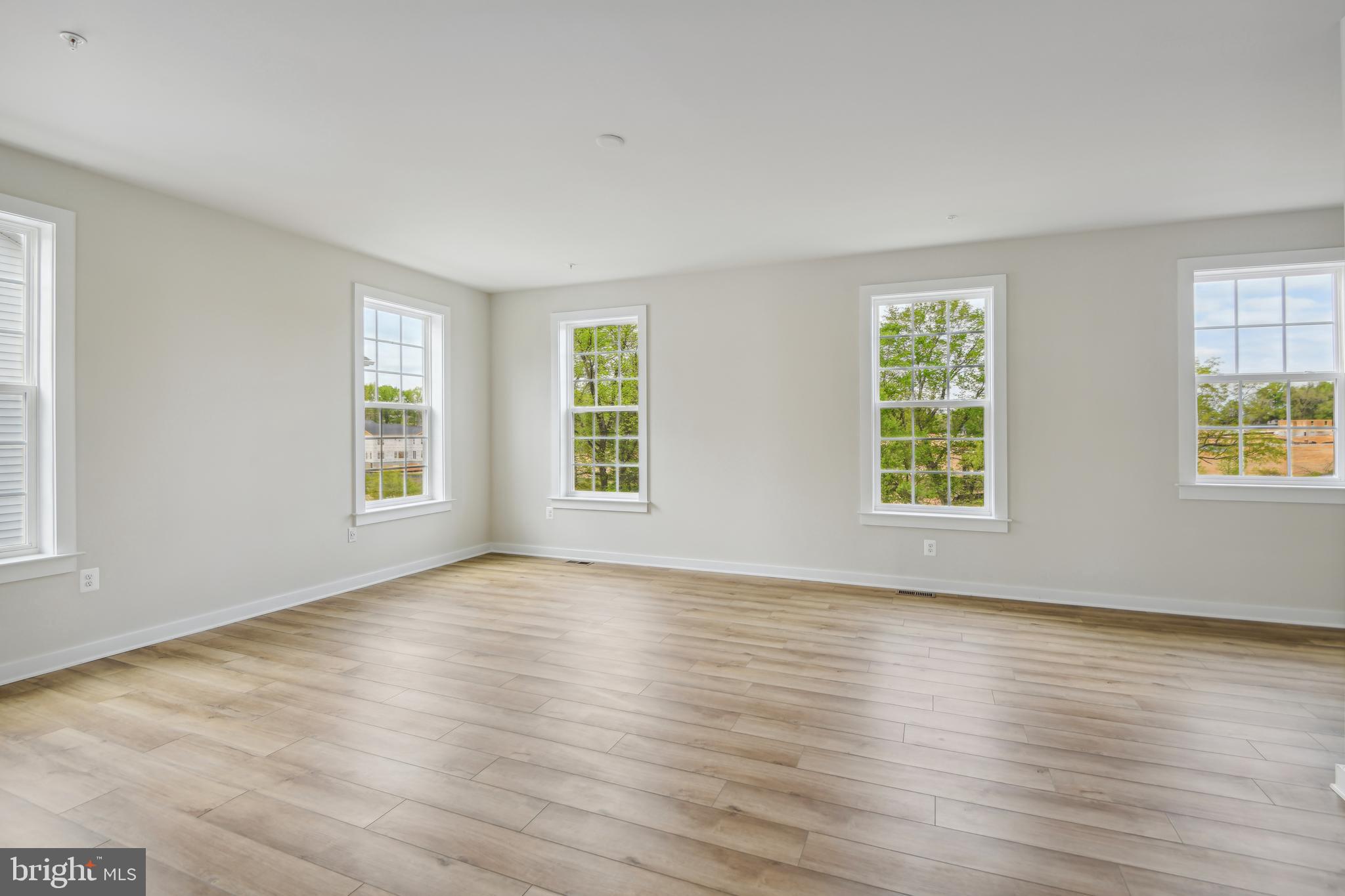 FAIRWAY ESTATES - Residential