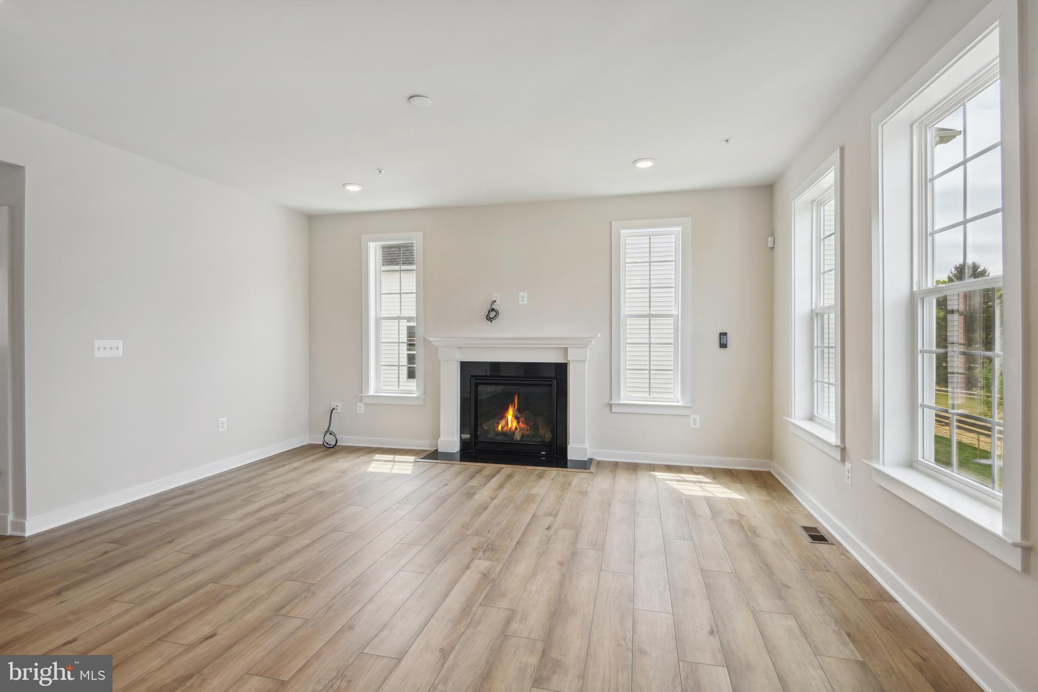 FAIRWAY ESTATES - Residential