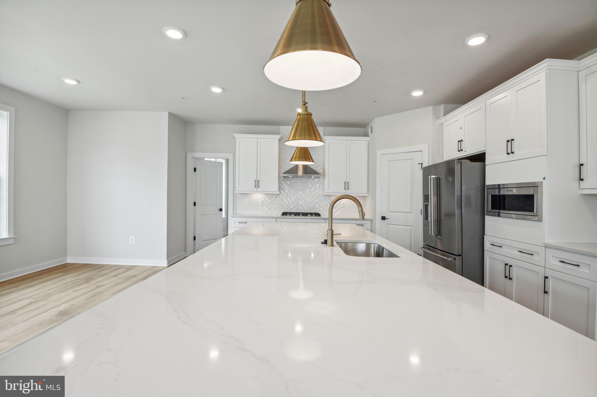 FAIRWAY ESTATES - Residential