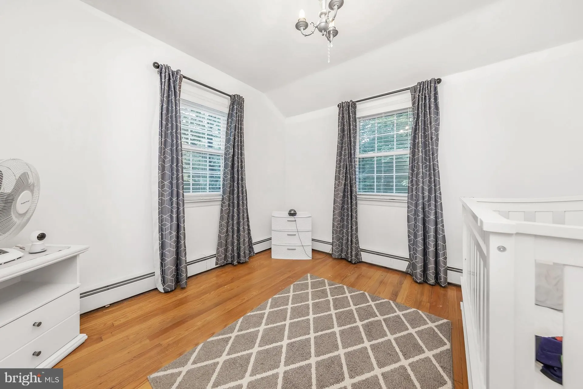 Wenonah, New Jersey 08090, United States, 4 Bedrooms Bedrooms, ,3 BathroomsBathrooms,Residential,Active,203919