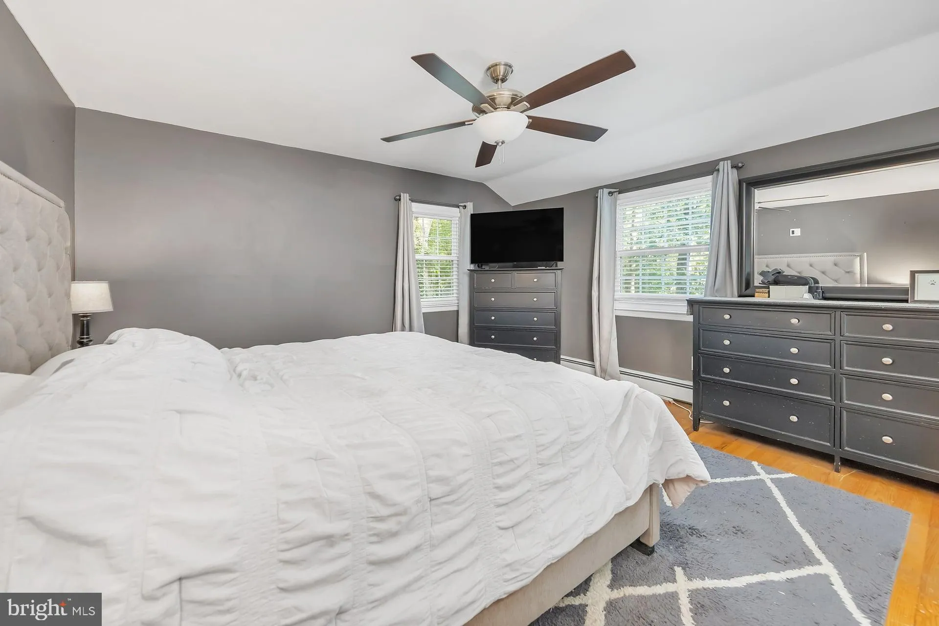 Wenonah, New Jersey 08090, United States, 4 Bedrooms Bedrooms, ,3 BathroomsBathrooms,Residential,Active,203919