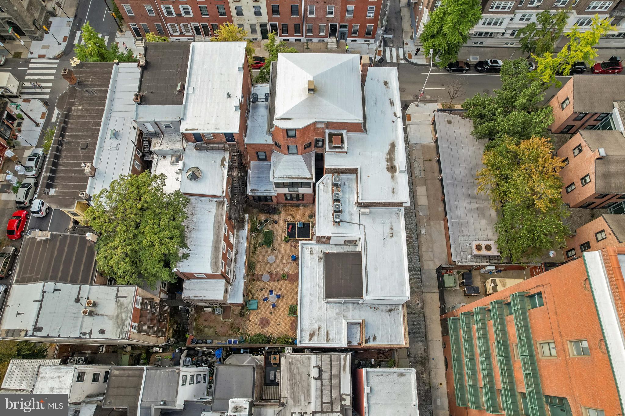 RITTENHOUSE SQUARE - Commercial Sale