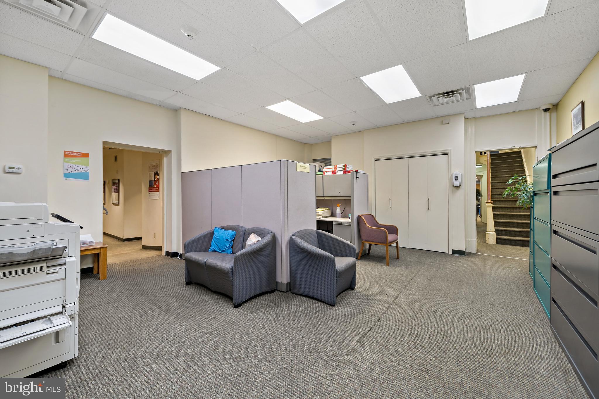 RITTENHOUSE SQUARE - Commercial Sale