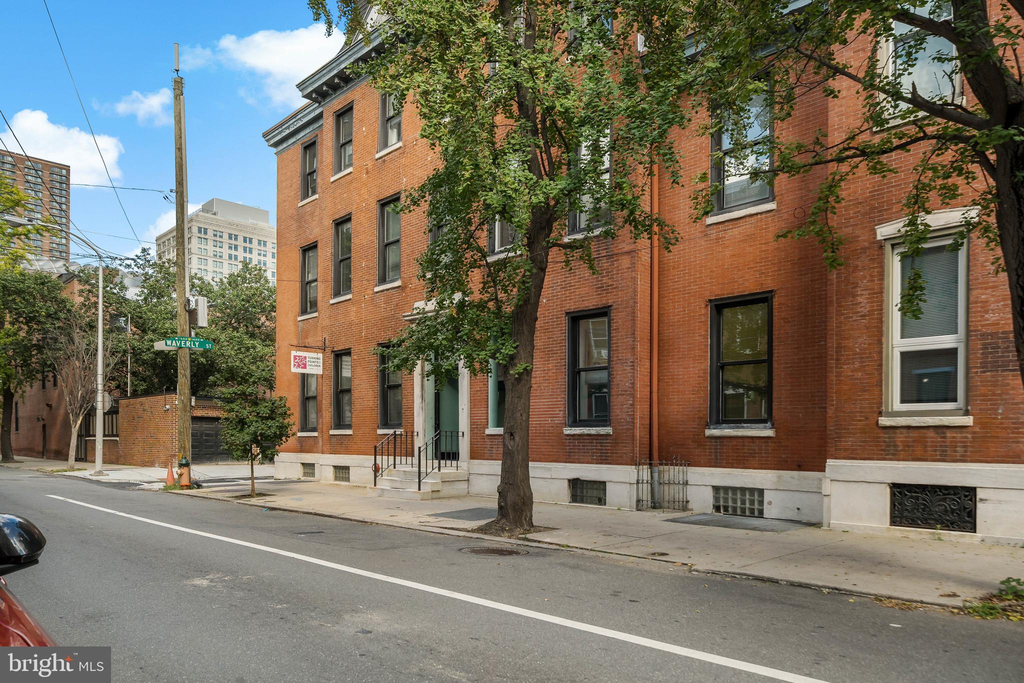 RITTENHOUSE SQUARE - Commercial Sale