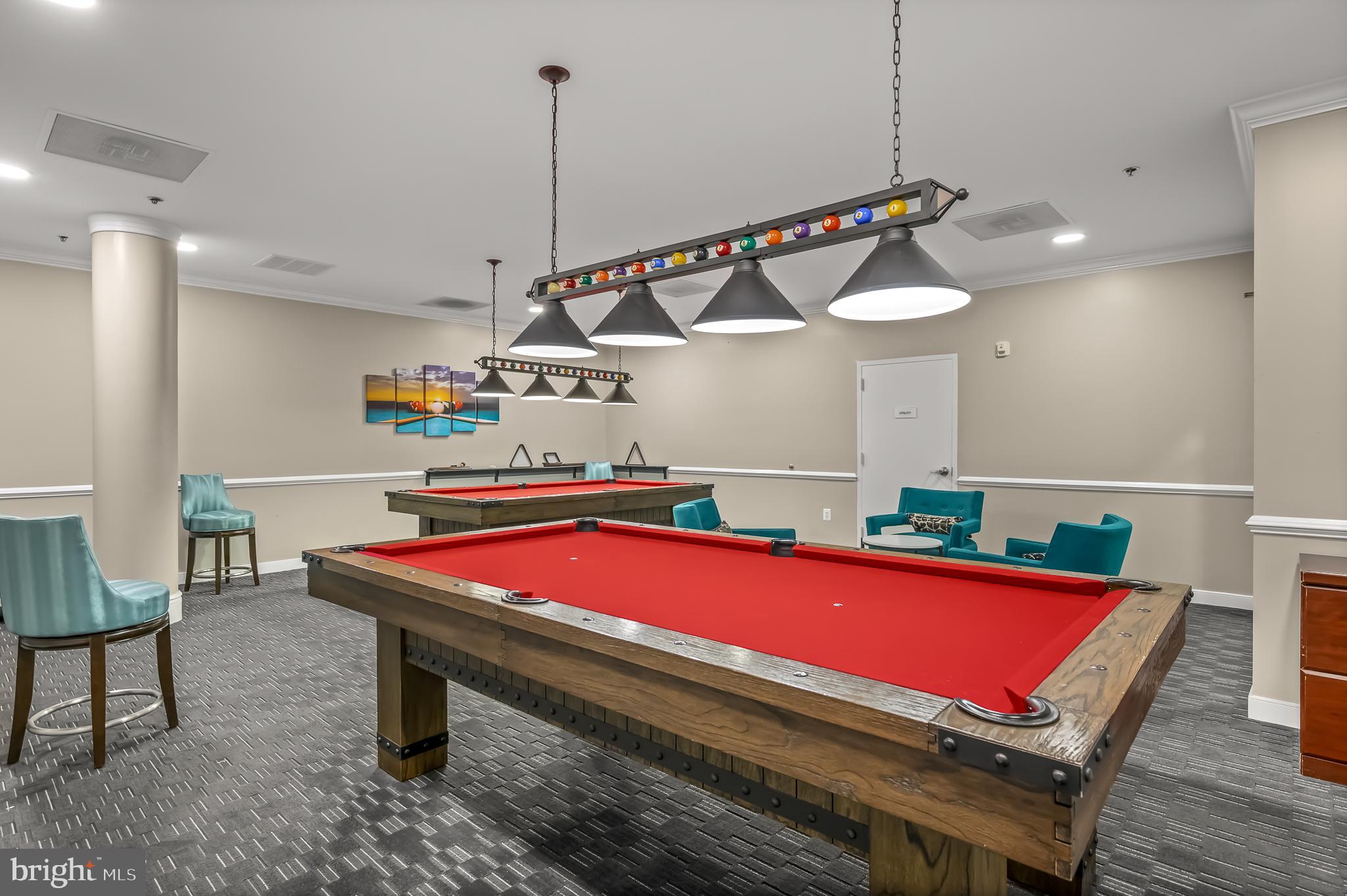 LANSDOWNE WOODS - Residential