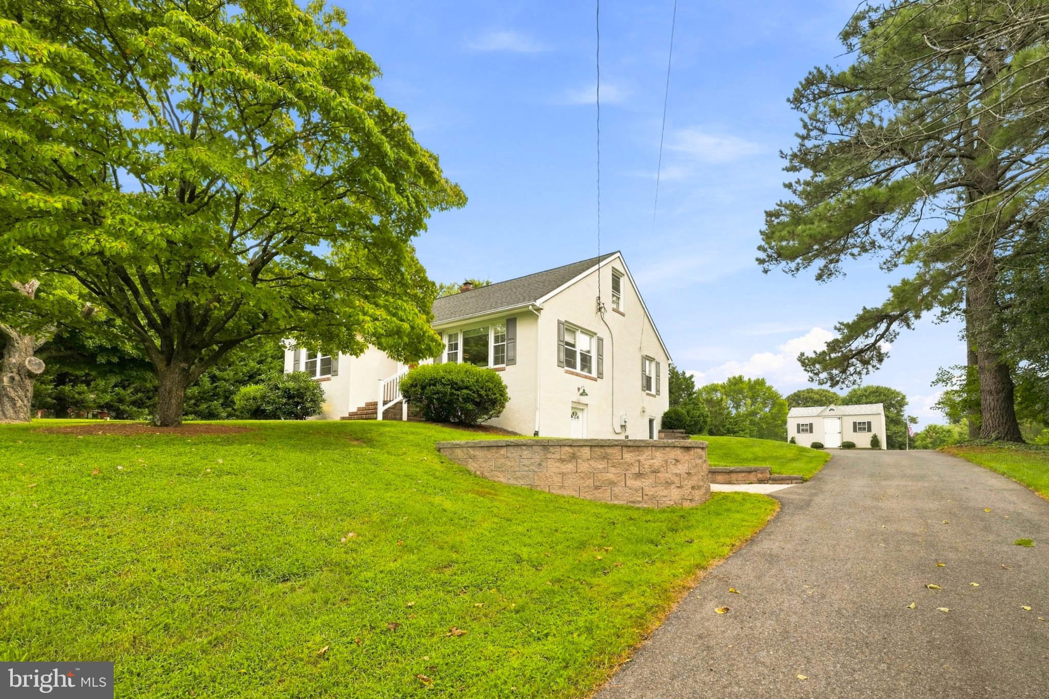 8609 SOLOMONS ISLAND ROAD