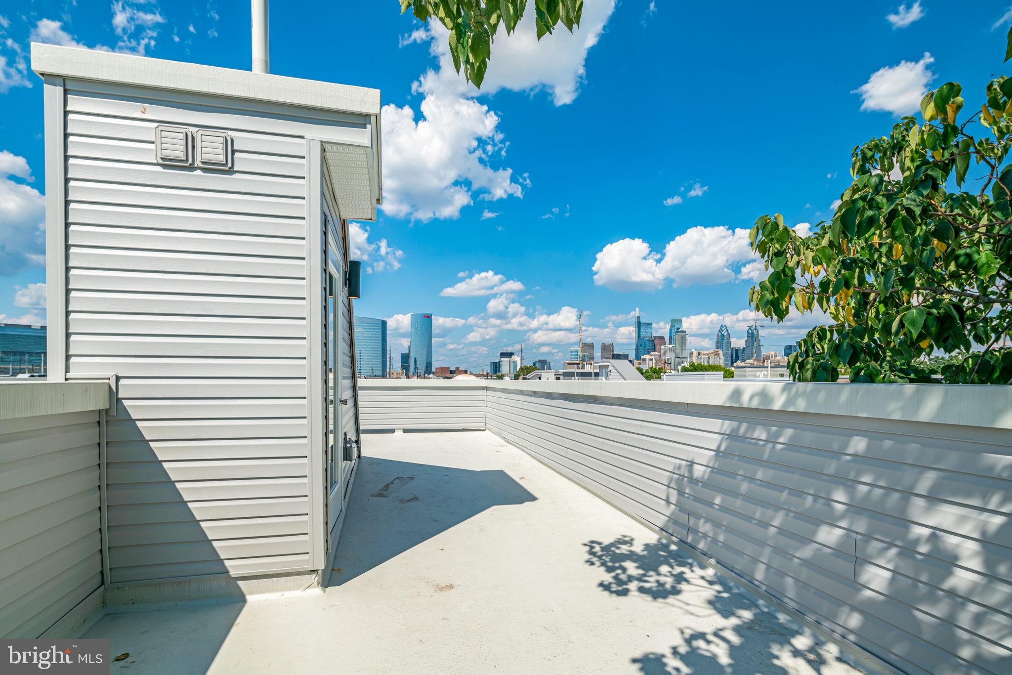 GRAYS FERRY - Residential Income