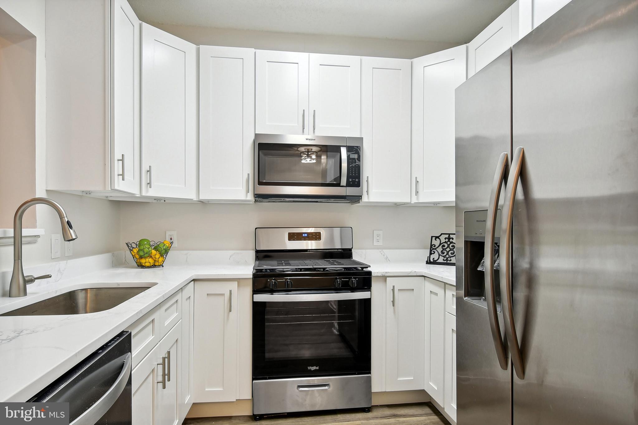 EDGEWATER AT TOWN CENTER - Residential Lease