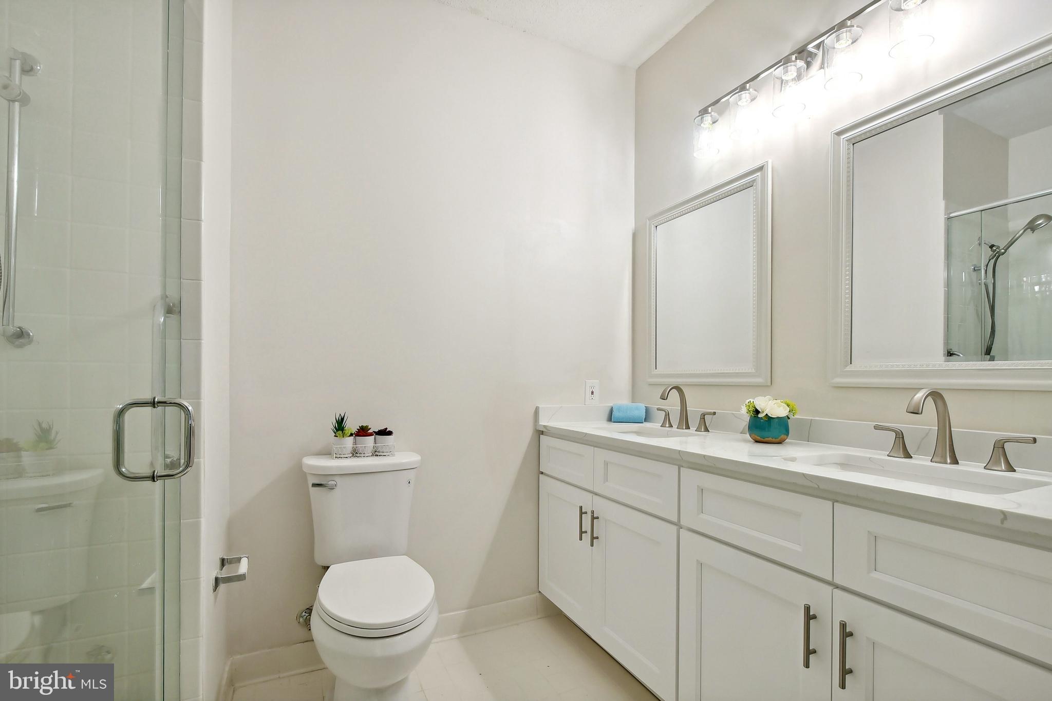 EDGEWATER AT TOWN CENTER - Residential Lease