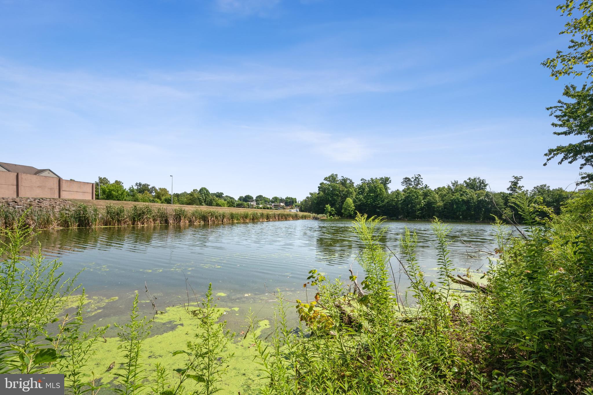 EDGEWATER AT TOWN CENTER - Residential Lease