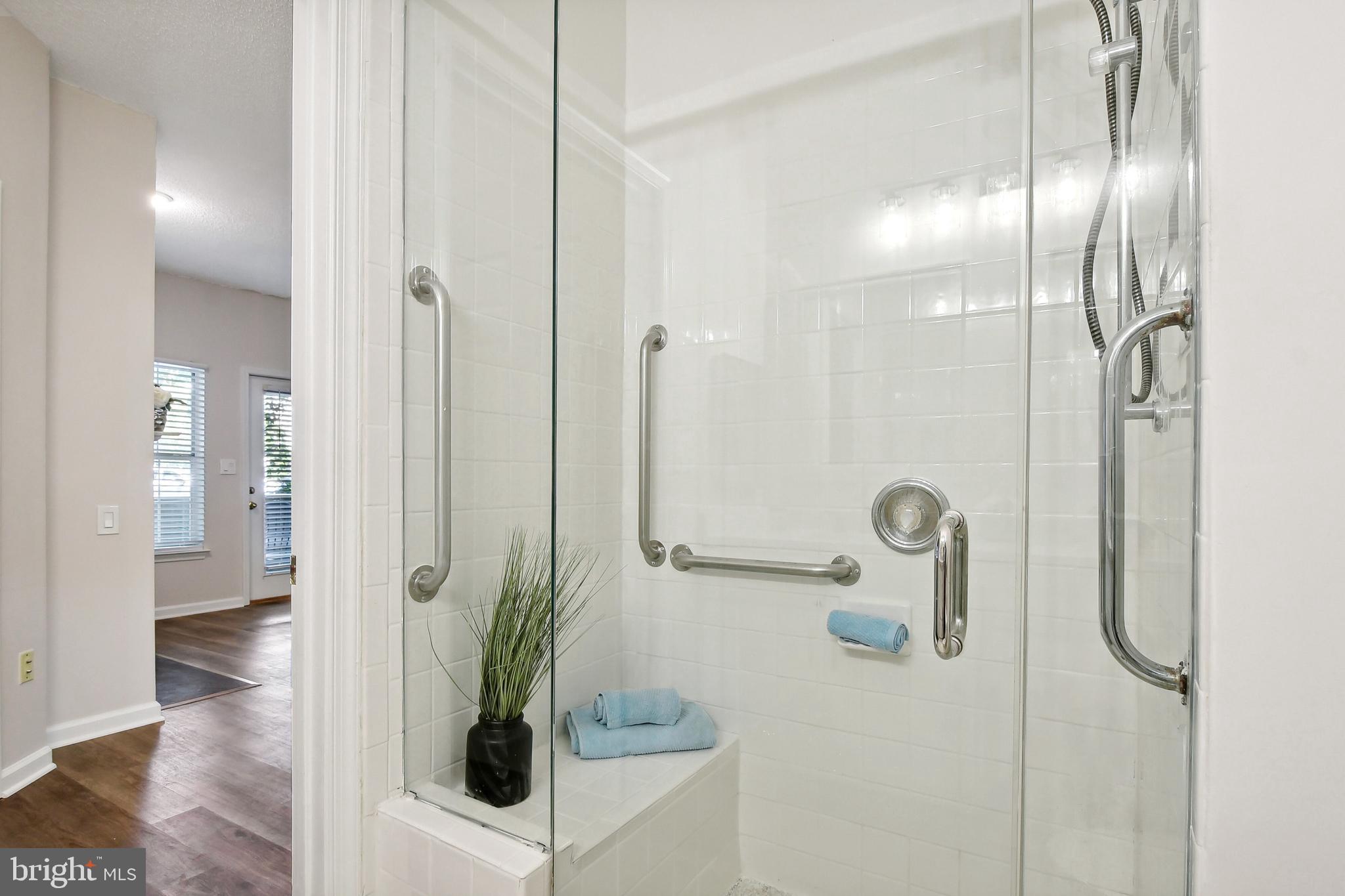 EDGEWATER AT TOWN CENTER - Residential Lease