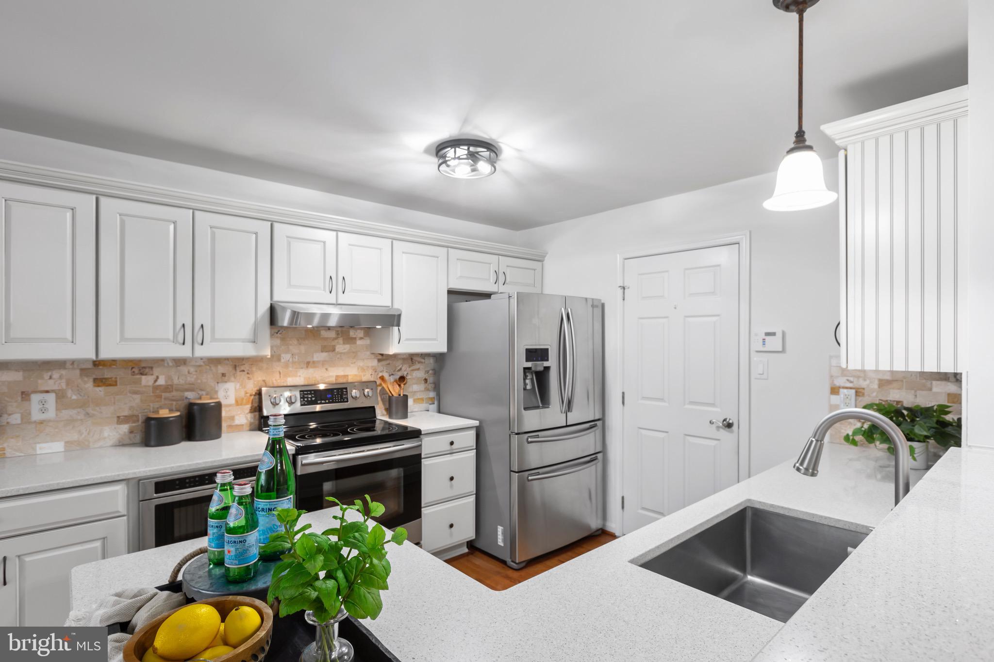 VIRGINIA HERITAGE AT LEE'S PARK - Residential