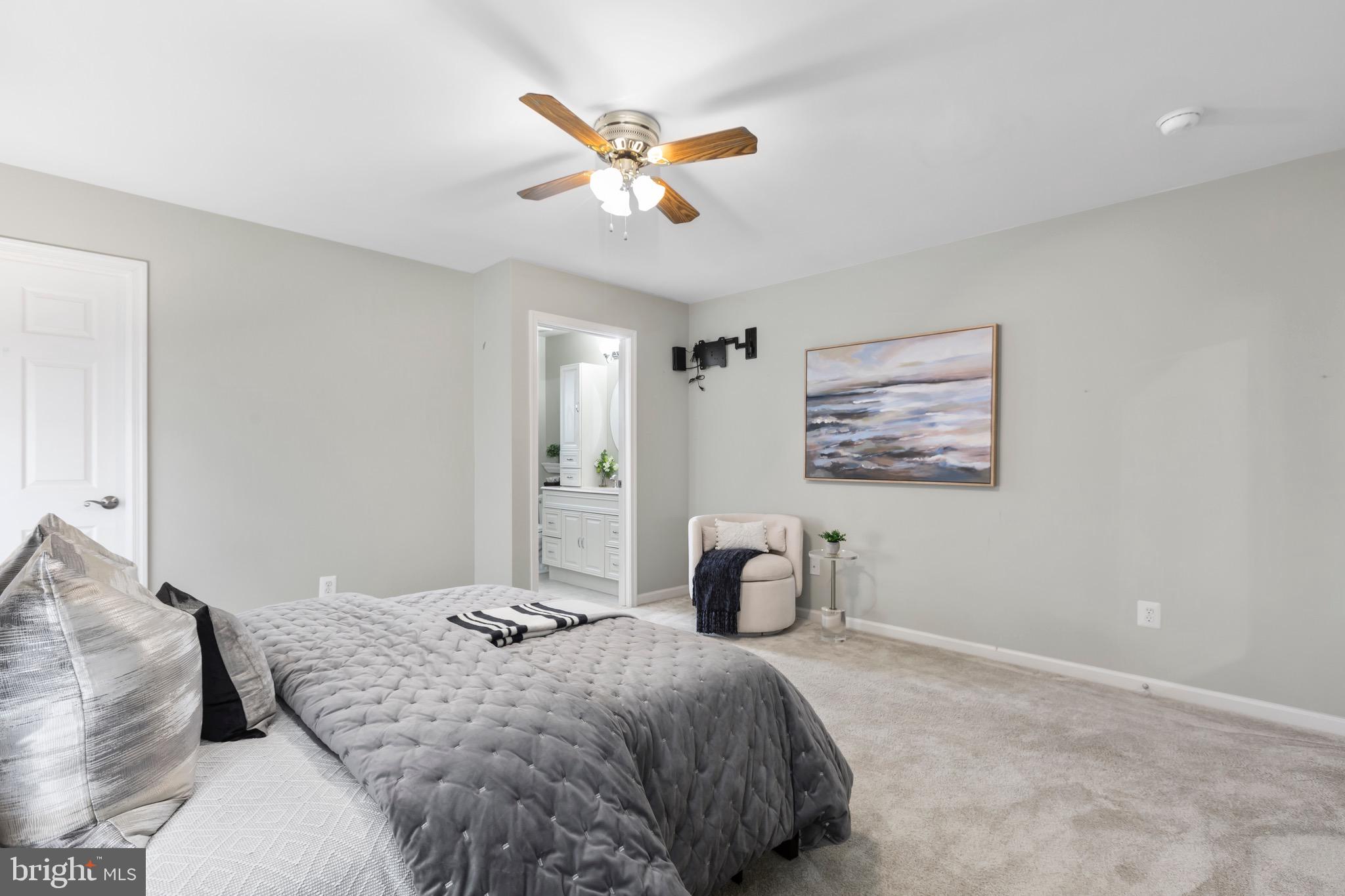 VIRGINIA HERITAGE AT LEE'S PARK - Residential