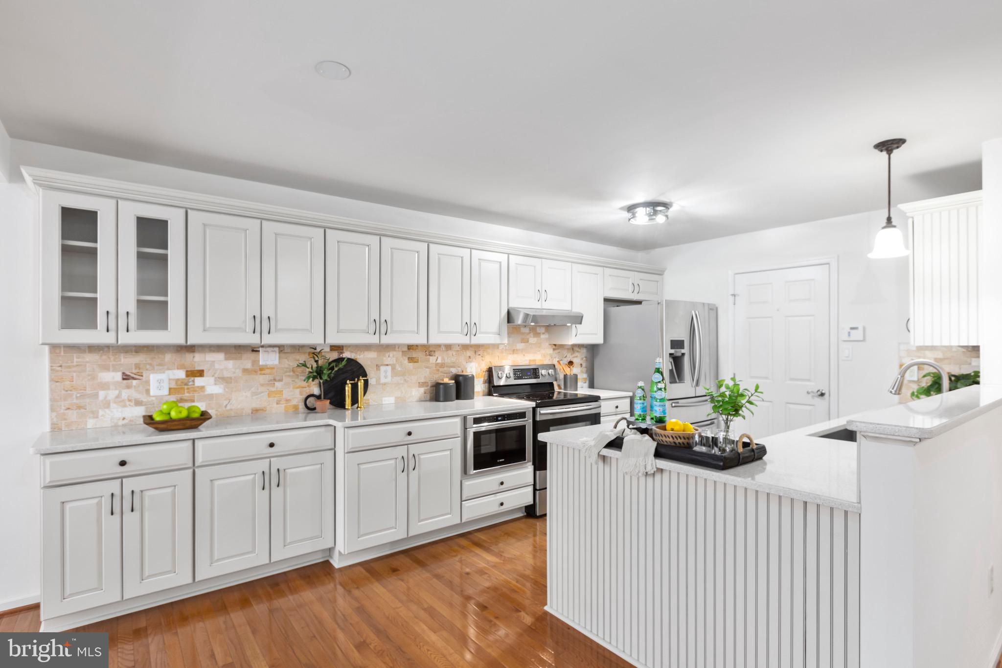 VIRGINIA HERITAGE AT LEE'S PARK - Residential