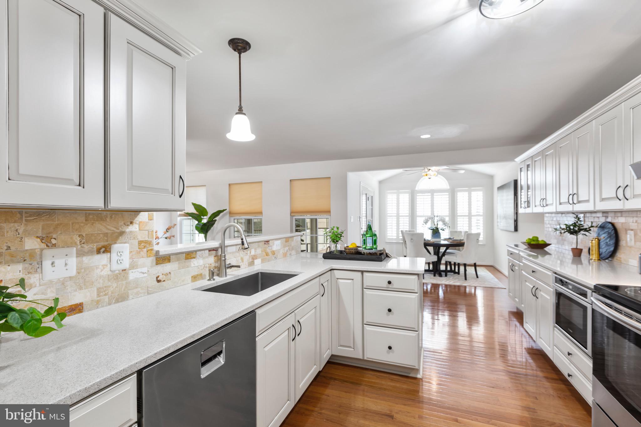 VIRGINIA HERITAGE AT LEE'S PARK - Residential