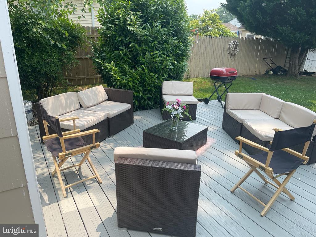 CONNECTICUT AVE - Residential