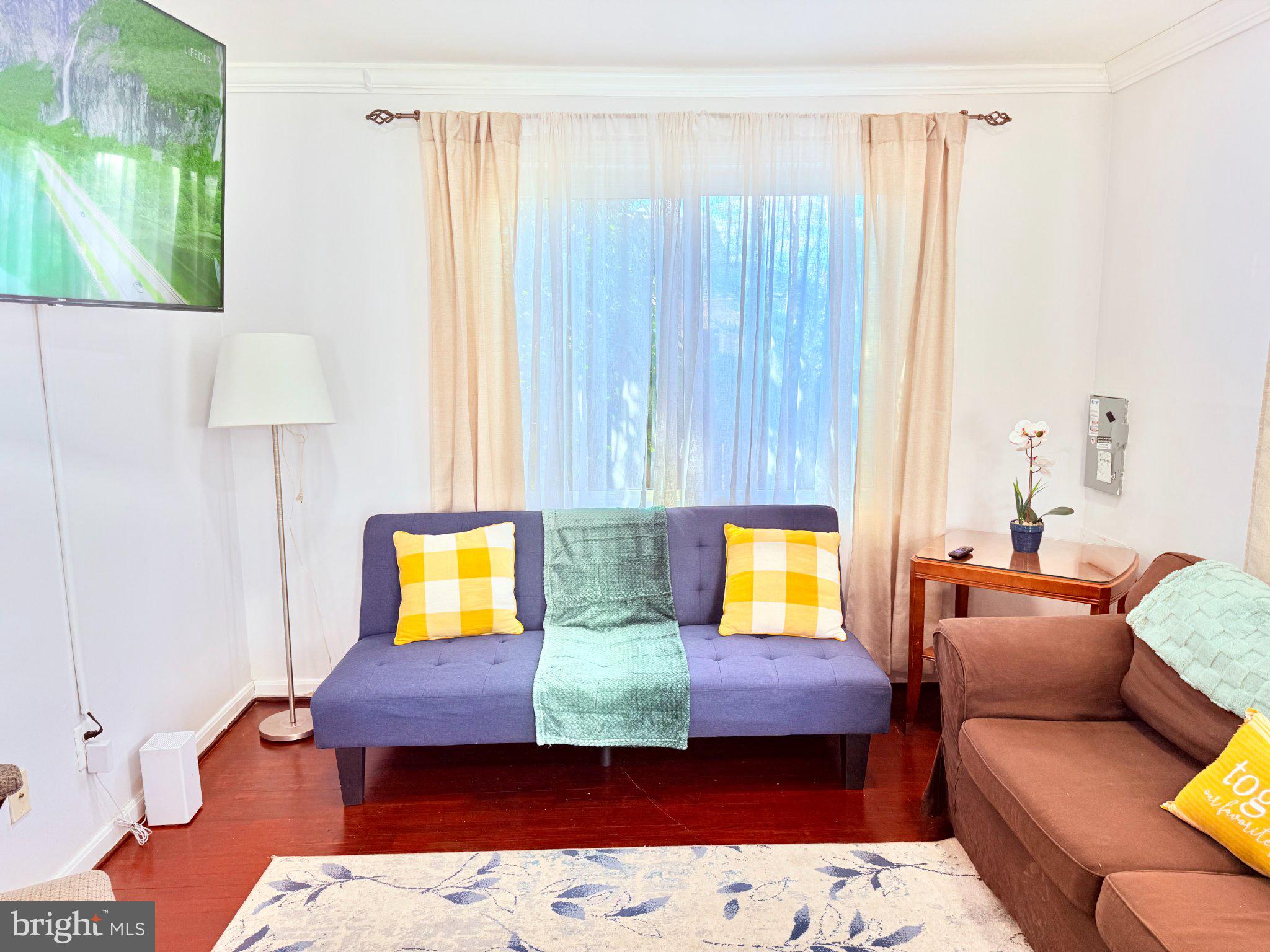 CONNECTICUT AVE - Residential