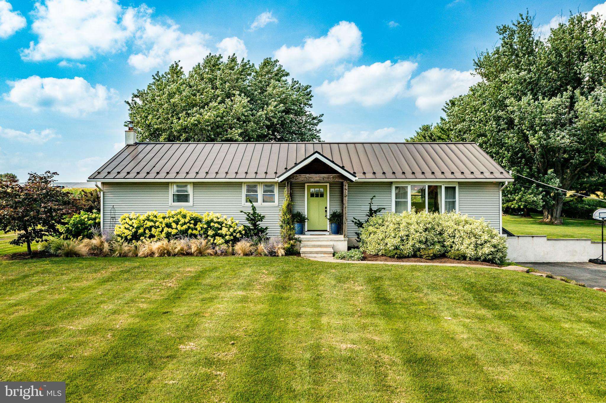 25 FREEMAN ROAD