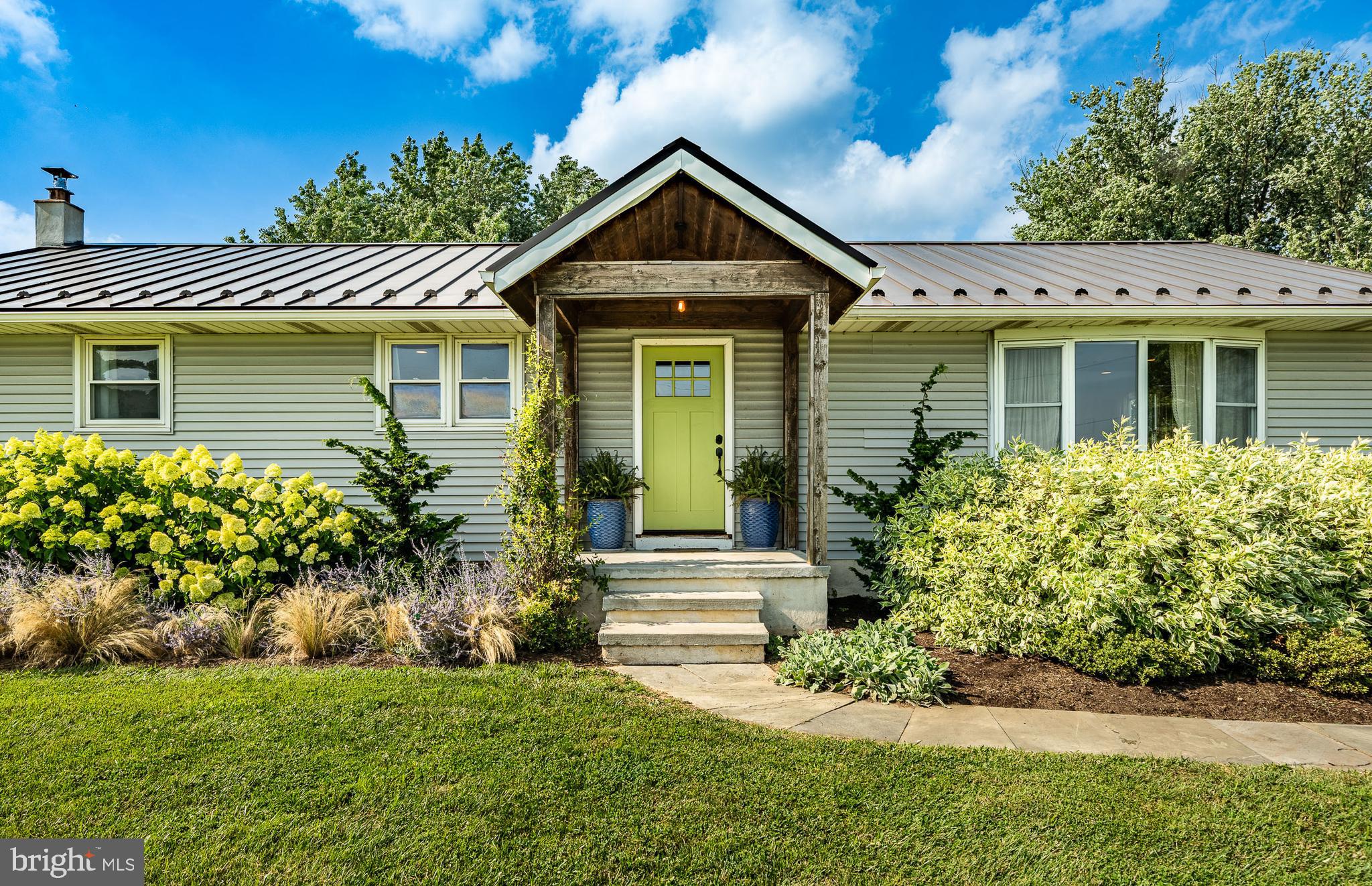 25 FREEMAN ROAD