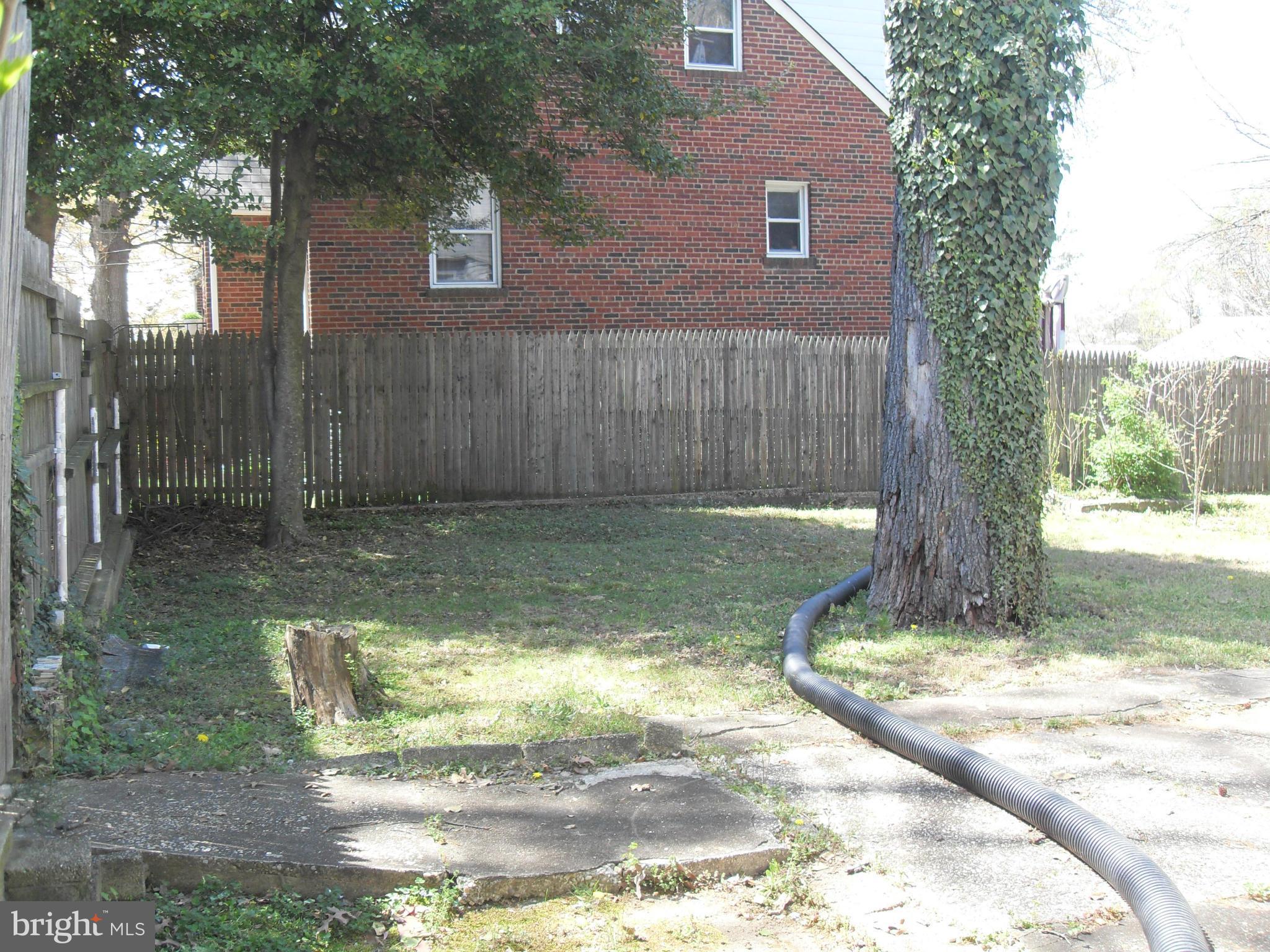 WASHINGTON SUBURBAN HOME - Residential