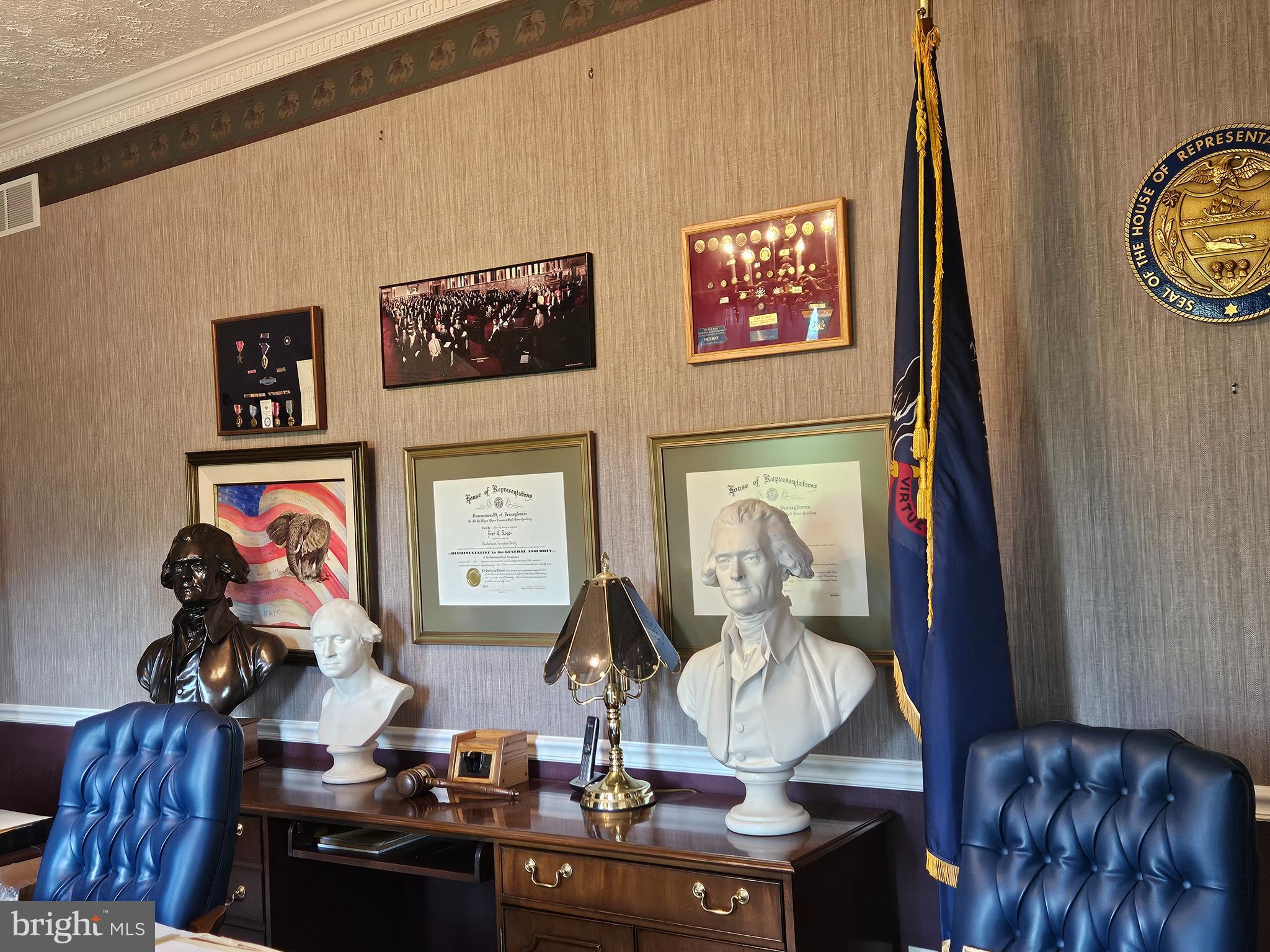 ELLIOTTSBURG - Residential