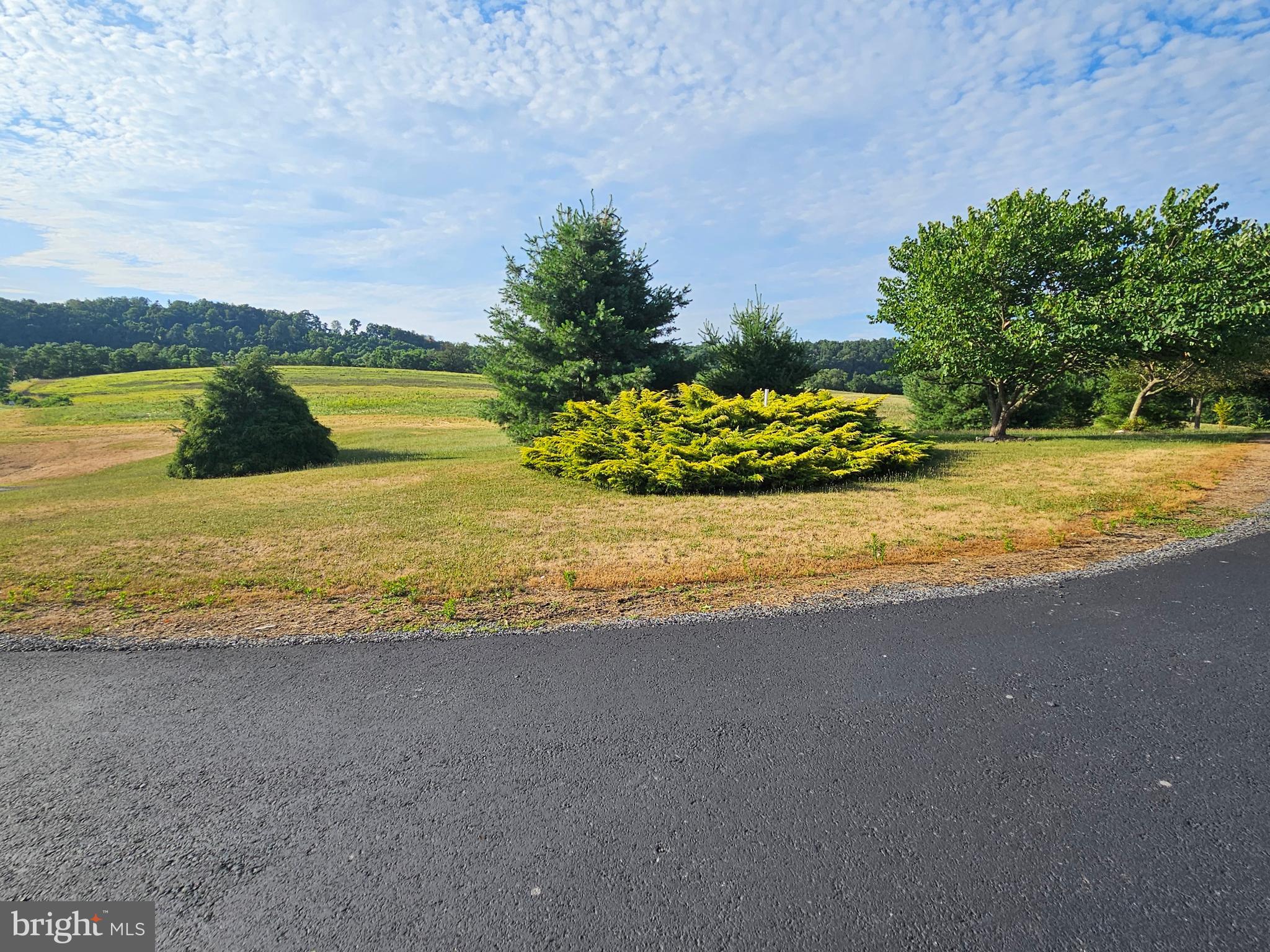 ELLIOTTSBURG - Residential