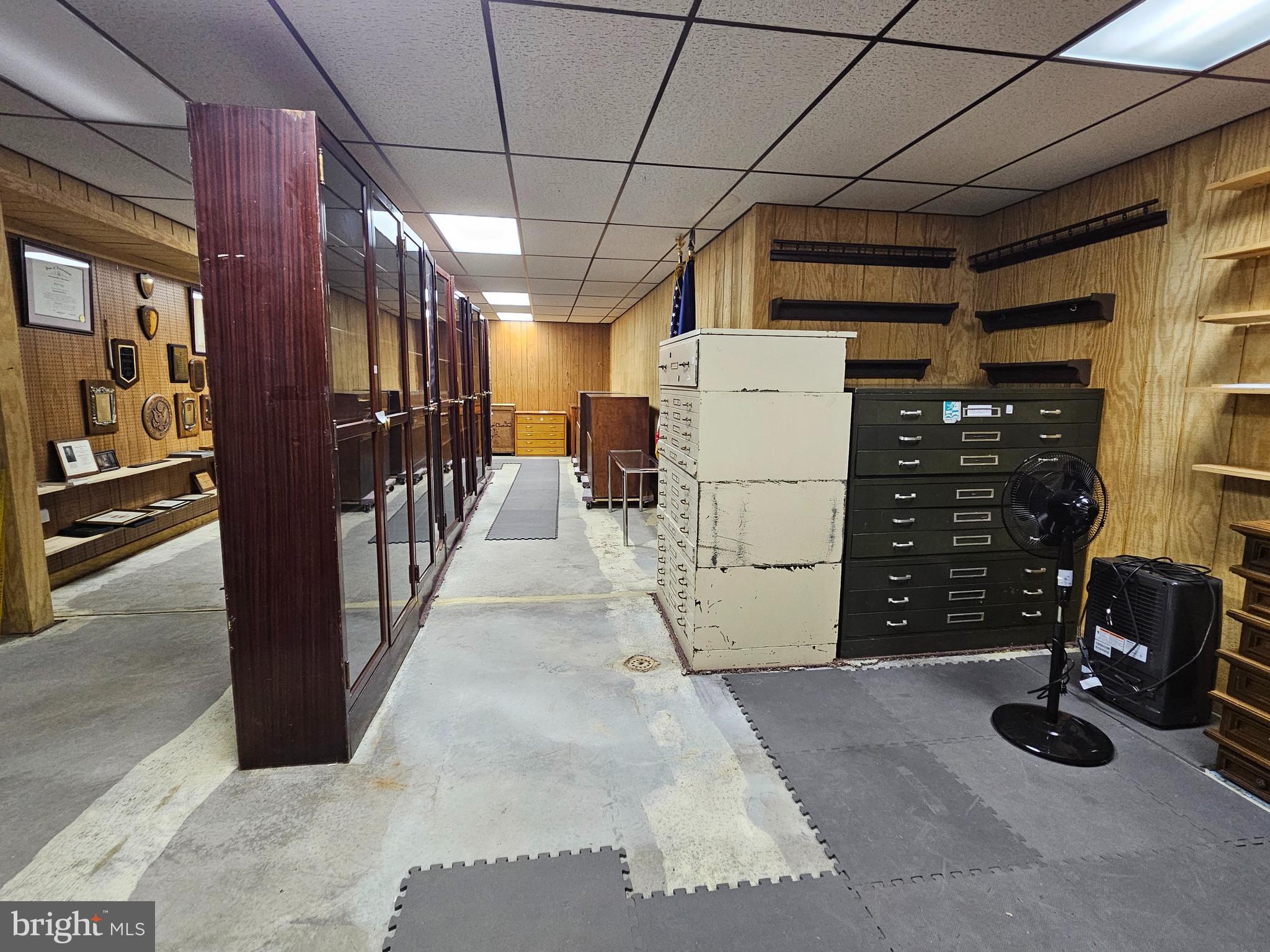 ELLIOTTSBURG - Residential