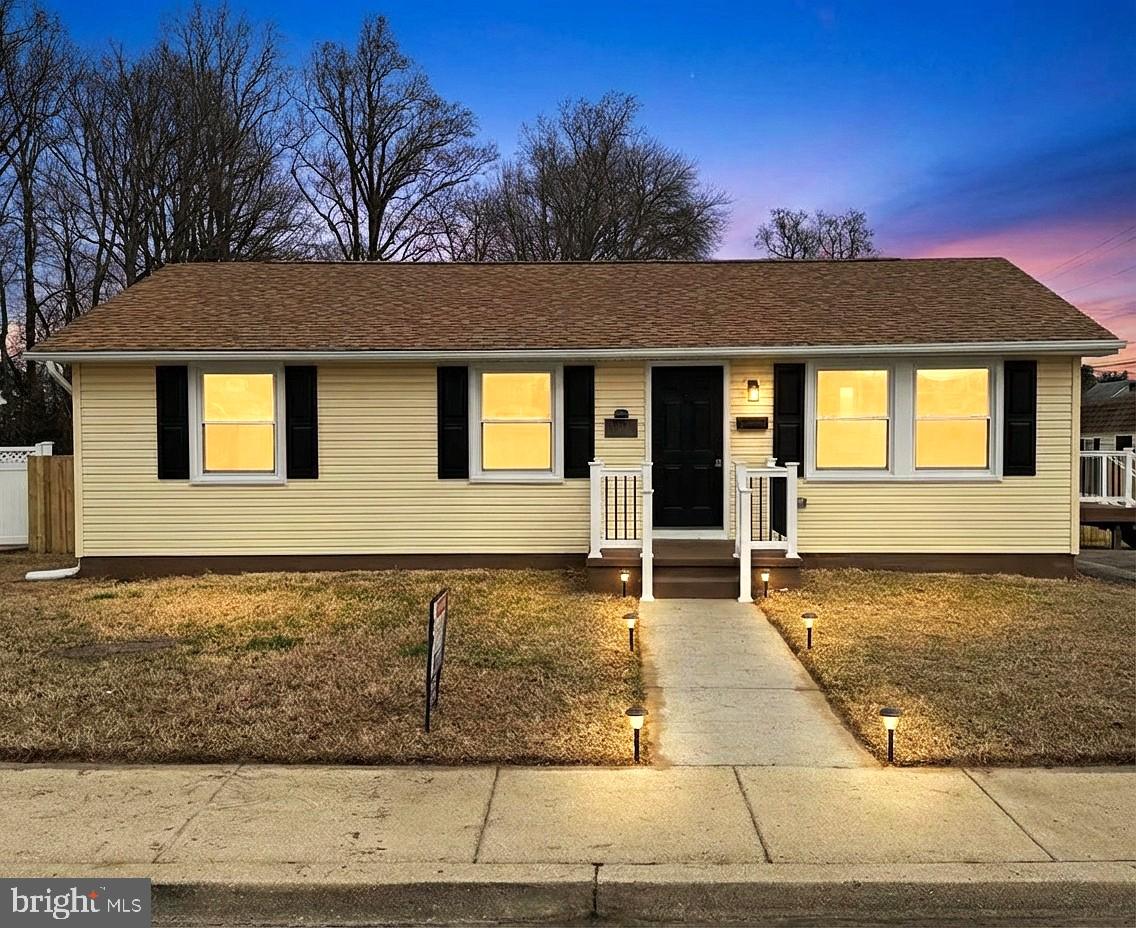 RIVERA BEACH - Residential