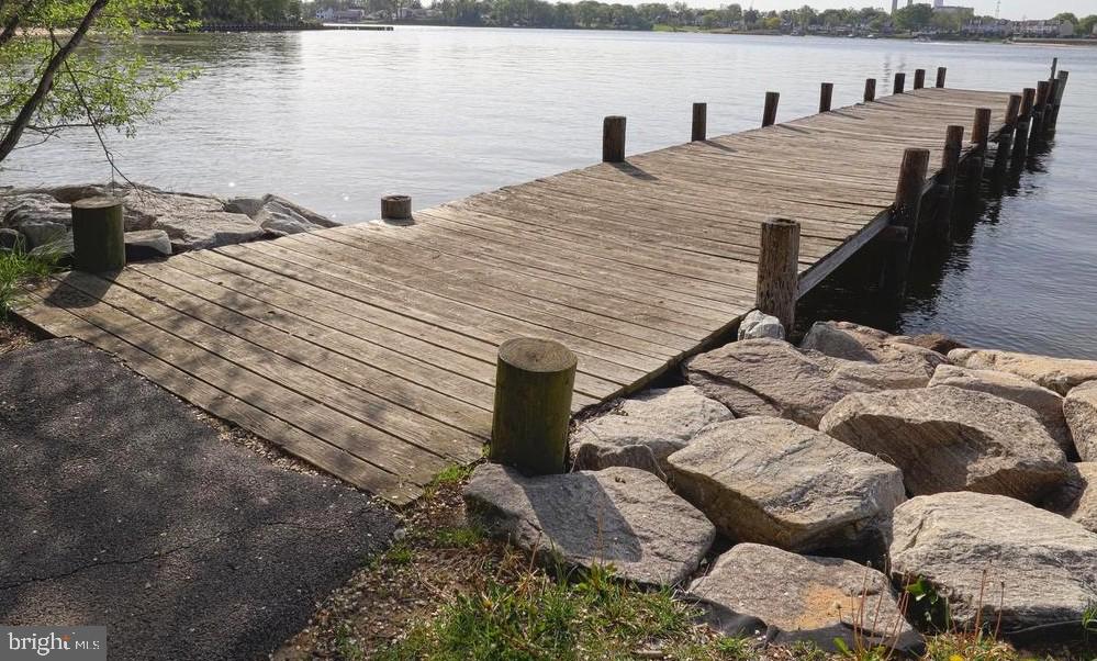 RIVERA BEACH - Residential