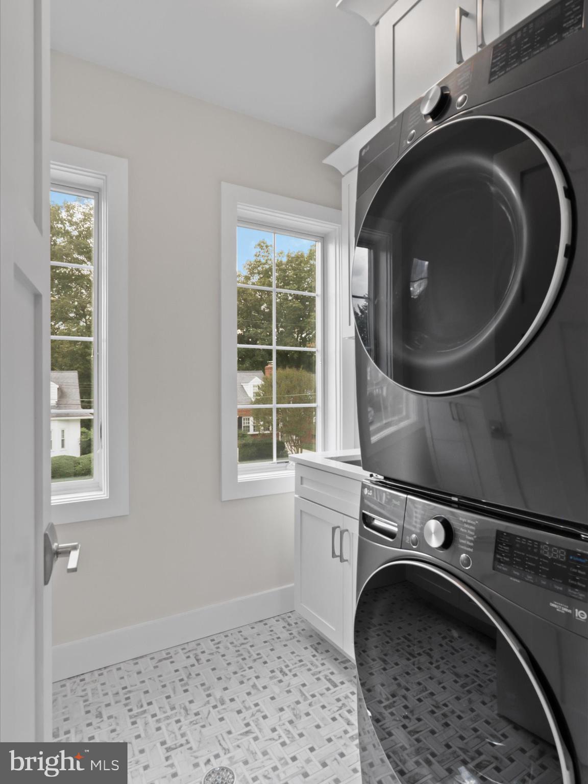 NORTH HIGHLAND - Residential