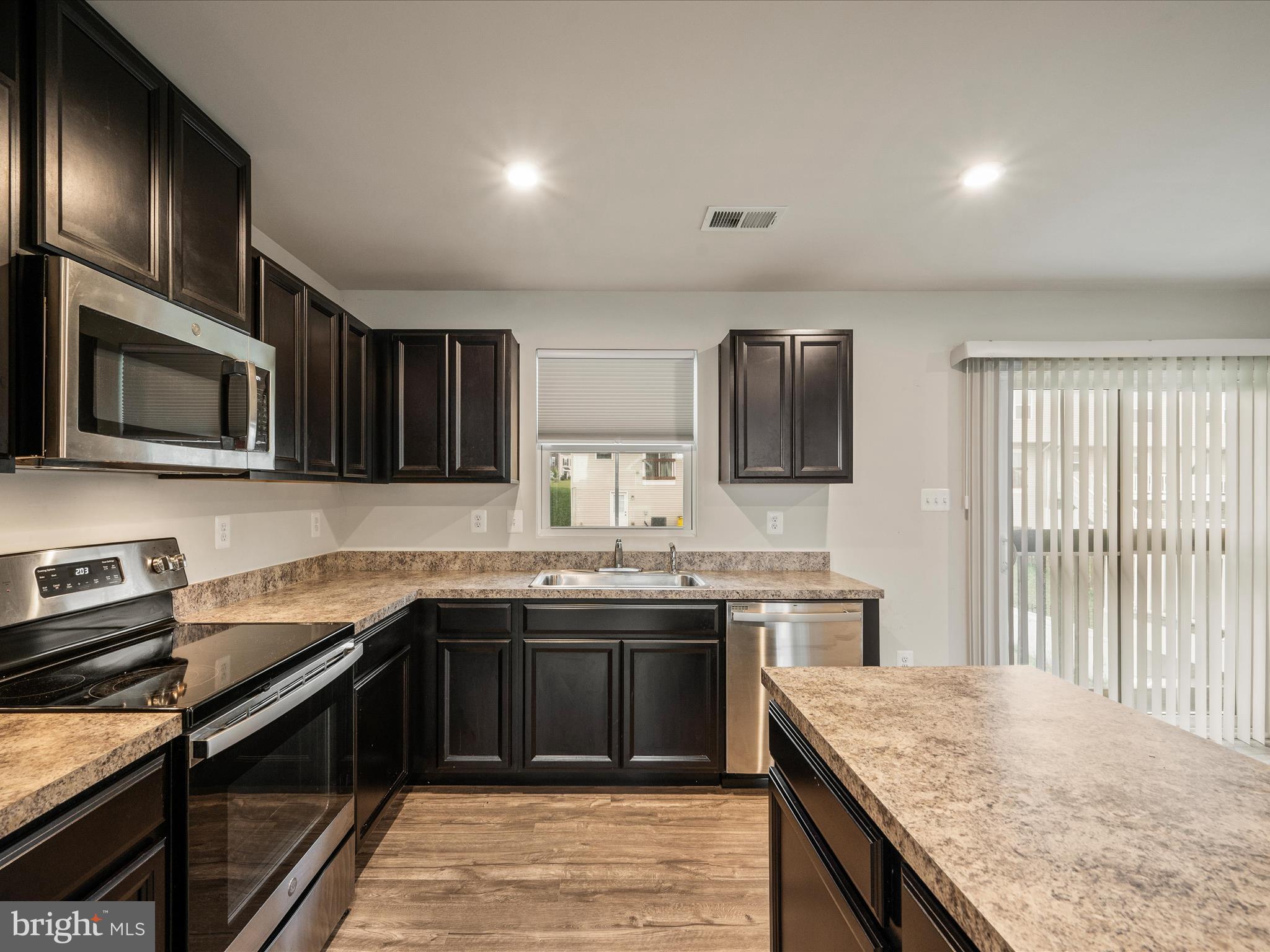 STONECREST - Residential