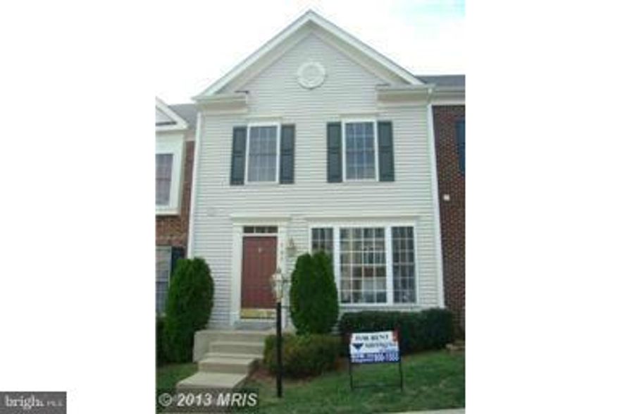 Available April 1st. No Smokers. Fenced rear yard with deck. Finished lower level with den/guest room and rec room. Nice property, shows well. Very clean. tenant must agree to direct deposit of rent, abide by HOA rules,  no commercial vehicle parking allowed. Neighborhood security gate. House backs to trees.