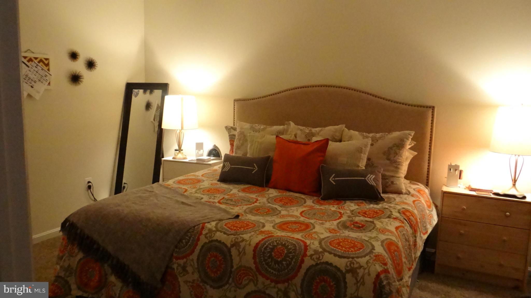 AZALEA WOODS - Residential Lease