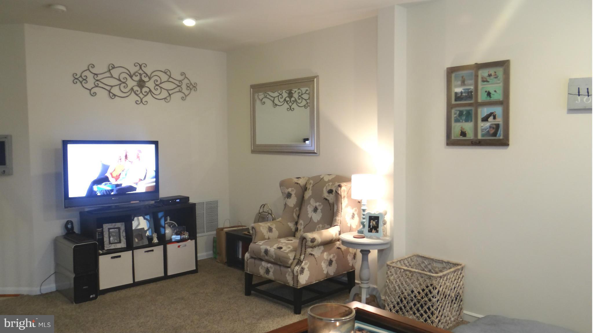 AZALEA WOODS - Residential Lease