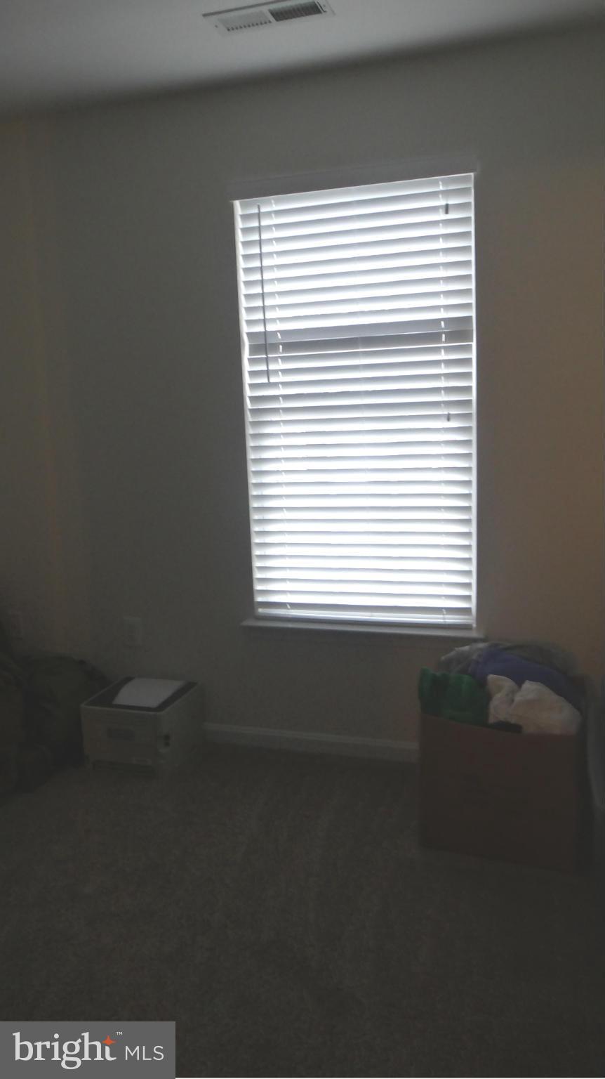 AZALEA WOODS - Residential Lease