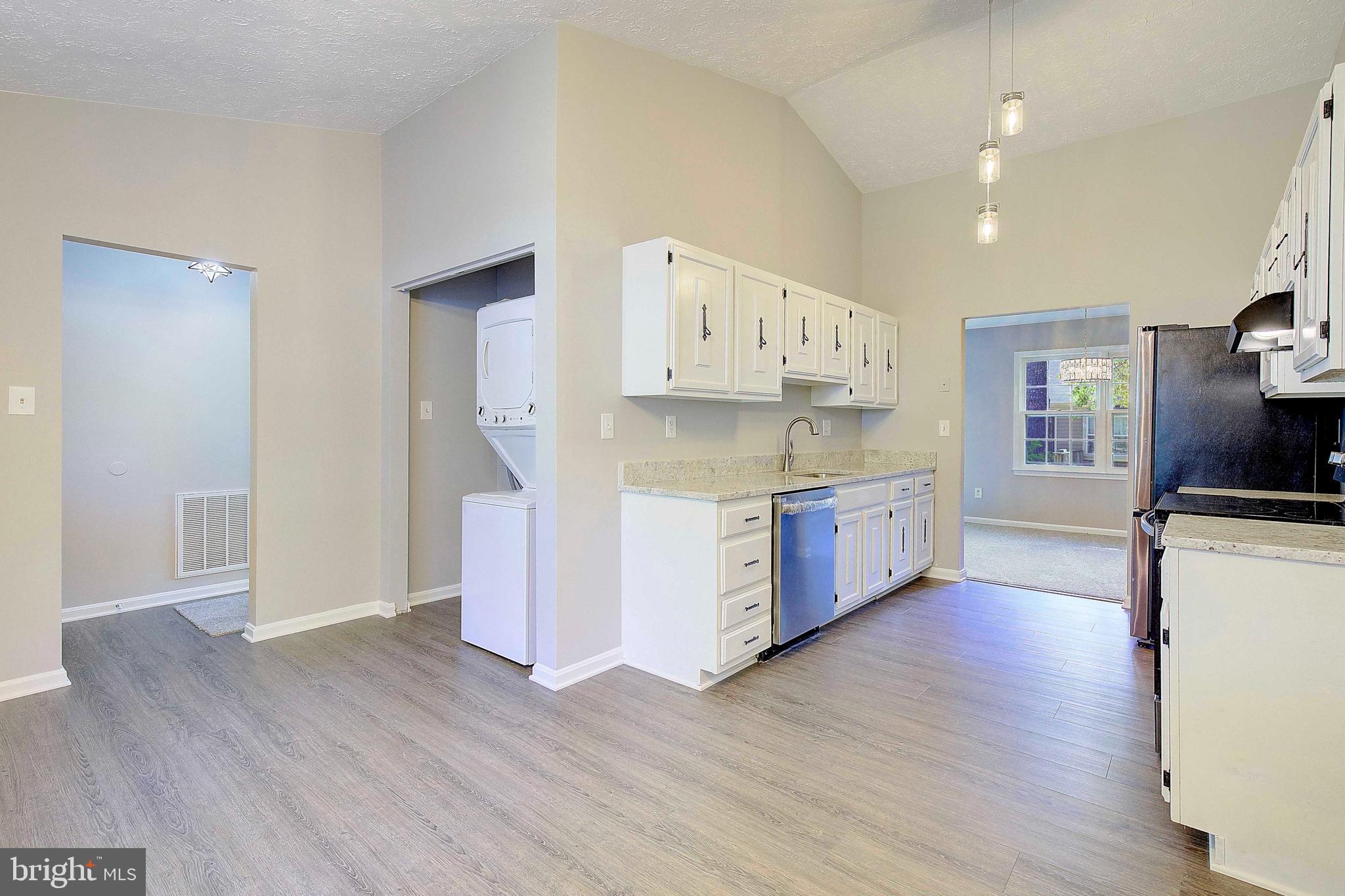 SENTRY WOODS - Residential