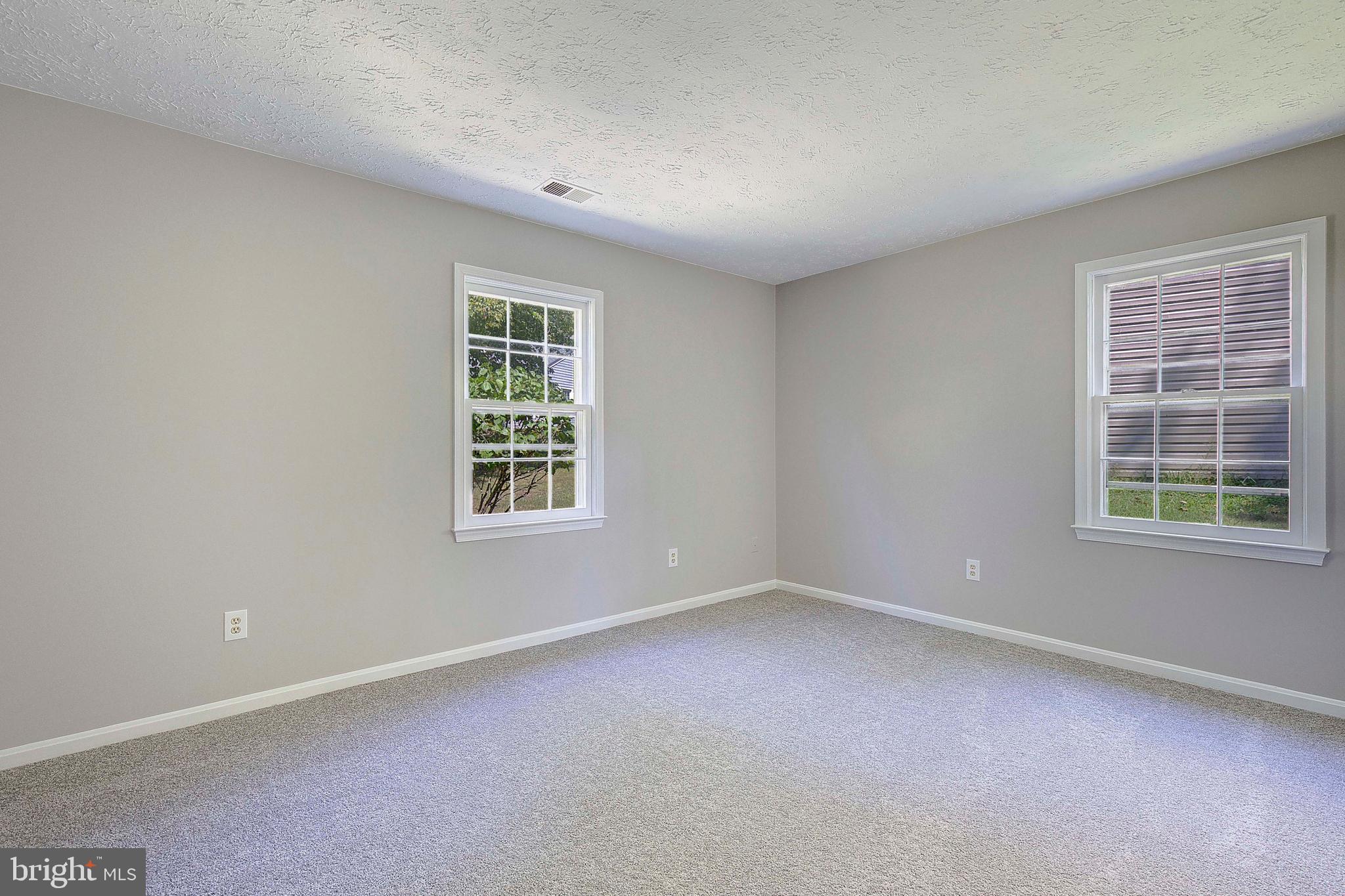 SENTRY WOODS - Residential