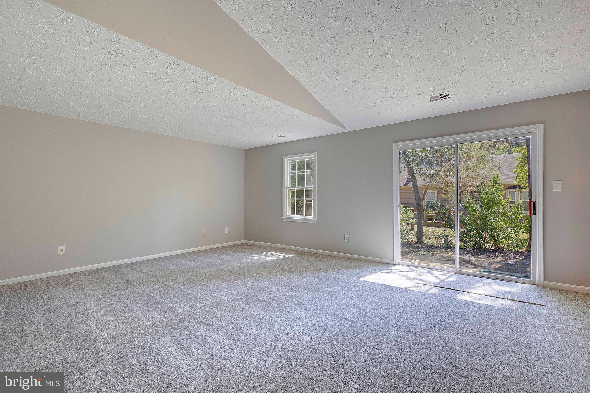 SENTRY WOODS - Residential